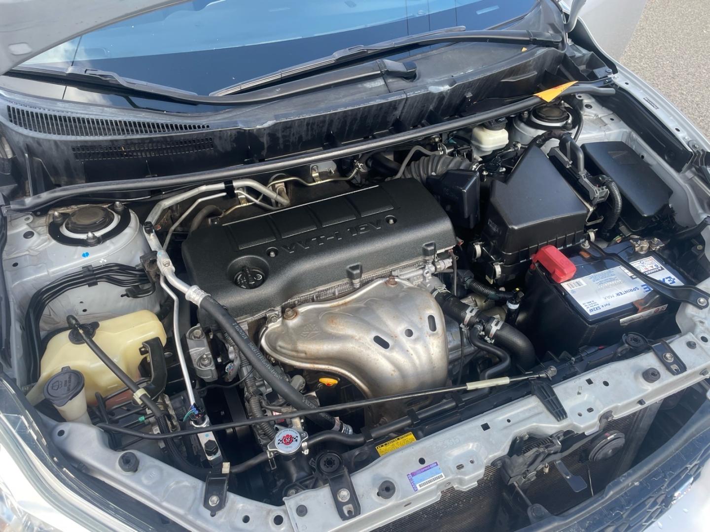 2010 Classic Silver Metallic Toyota Matrix S (2T1LE4EEXAC) with an 2.4L 2.4L I4 158hp 162ft. lbs. Sequential Electronic Fuel Injection engine, 4-Speed Automatic transmission, located at 800 Riverside Ave, Roseville, CA, 95678, 916-773-4549 & Toll Free: 866-719-4393, 38.732265, -121.291039 - AWD ONE OWNER CLEAN CARFAX- Photo#14
