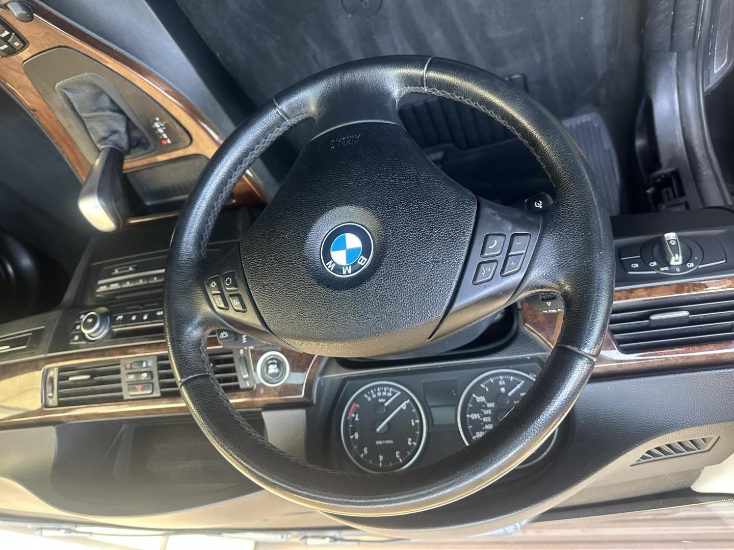 2011 Black Sapphire Metallic /BLACK BMW 3-Series leather (WBAPH5G57BN) with an Inline 6 engine, Automatic transmission, located at 30 S. Berkeley Avenue, Pasadena, CA, 91107, (626) 248-7567, 34.145447, -118.109398 - 2011 BMW 3-Series 328i SA SULEV – Black on Black Luxury with Premium Package | Buy Here Pay Here Pasadena Looking for a luxury sedan that delivers high performance, sleek design, and unmatched comfort—even if you have bad credit? Look no further than this 2011 BMW 3-Series 328i SA SULEV, now - Photo#10