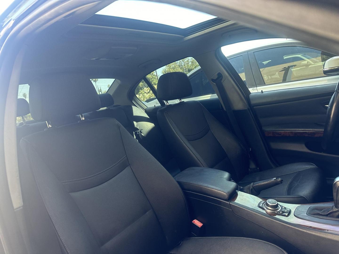 2011 Black Sapphire Metallic /BLACK BMW 3-Series leather (WBAPH5G57BN) with an Inline 6 engine, Automatic transmission, located at 30 S. Berkeley Avenue, Pasadena, CA, 91107, (626) 248-7567, 34.145447, -118.109398 - 2011 BMW 3-Series 328i SA SULEV – Black on Black Luxury with Premium Package | Buy Here Pay Here Pasadena Looking for a luxury sedan that delivers high performance, sleek design, and unmatched comfort—even if you have bad credit? Look no further than this 2011 BMW 3-Series 328i SA SULEV, now - Photo#17