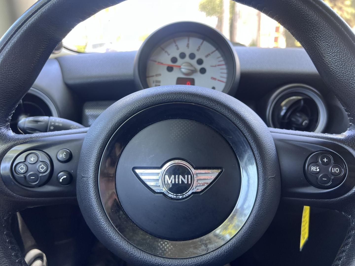 2011 Mineral Gray Metallic /Black Mini Clubman S (WMWZG3C51BT) with an 1.6L L4 DOHC 16V TURBO engine, Manual transmission, located at 30 S. Berkeley Avenue, Pasadena, CA, 91107, (626) 248-7567, 34.145447, -118.109398 - Ready to add a touch of fun and personality to your daily drive in Pasadena, CA? Check out this charming 2011 Mini Cooper Clubman, now available at Crown City Motors, located at 30 S Berkeley Ave, Pasadena, CA 91107. As a leading buy here pay here dealer, we’re excited to offer this quirky yet pra - Photo#27