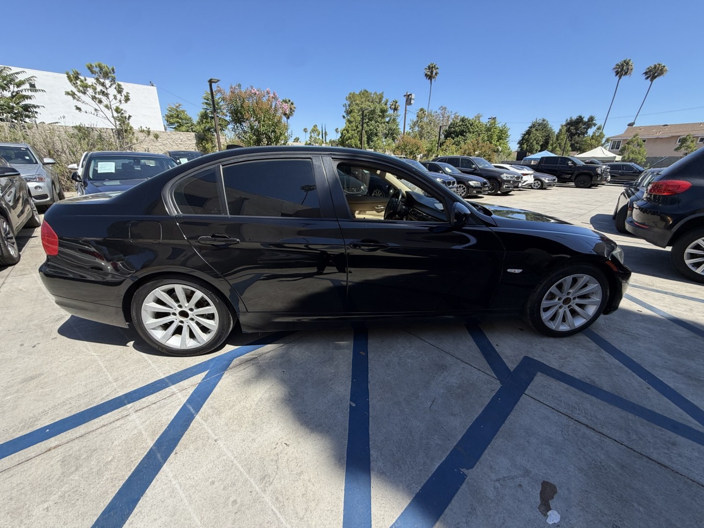 2011 Black /tan BMW 3-Series 328i (WBAPH7C58BE) with an 3.0L L6 DOHC 24V engine, located at 30 S. Berkeley Avenue, Pasadena, CA, 91107, (626) 248-7567, 34.145447, -118.109398 - New Tire! Leather Interior! Looks and Drives Good! Bad credit? We can help! We are the bank. All our cars are thoroughly inspected and reconditioned by our technicians. FREE CARFAX report. Stop by or call to speak with our friendly staff. Whether you have bad credit, no credit, bankruptcy, or repo- Photo#8