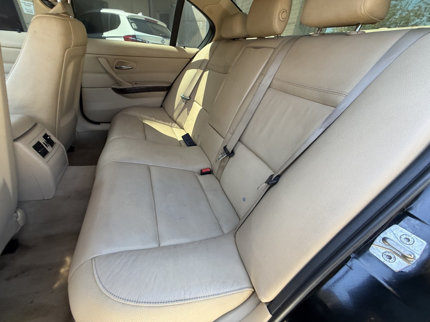 2011 Black /tan BMW 3-Series 328i (WBAPH7C58BE) with an 3.0L L6 DOHC 24V engine, located at 30 S. Berkeley Avenue, Pasadena, CA, 91107, (626) 248-7567, 34.145447, -118.109398 - New Tire! Leather Interior! Looks and Drives Good! Bad credit? We can help! We are the bank. All our cars are thoroughly inspected and reconditioned by our technicians. FREE CARFAX report. Stop by or call to speak with our friendly staff. Whether you have bad credit, no credit, bankruptcy, or repo- Photo#12