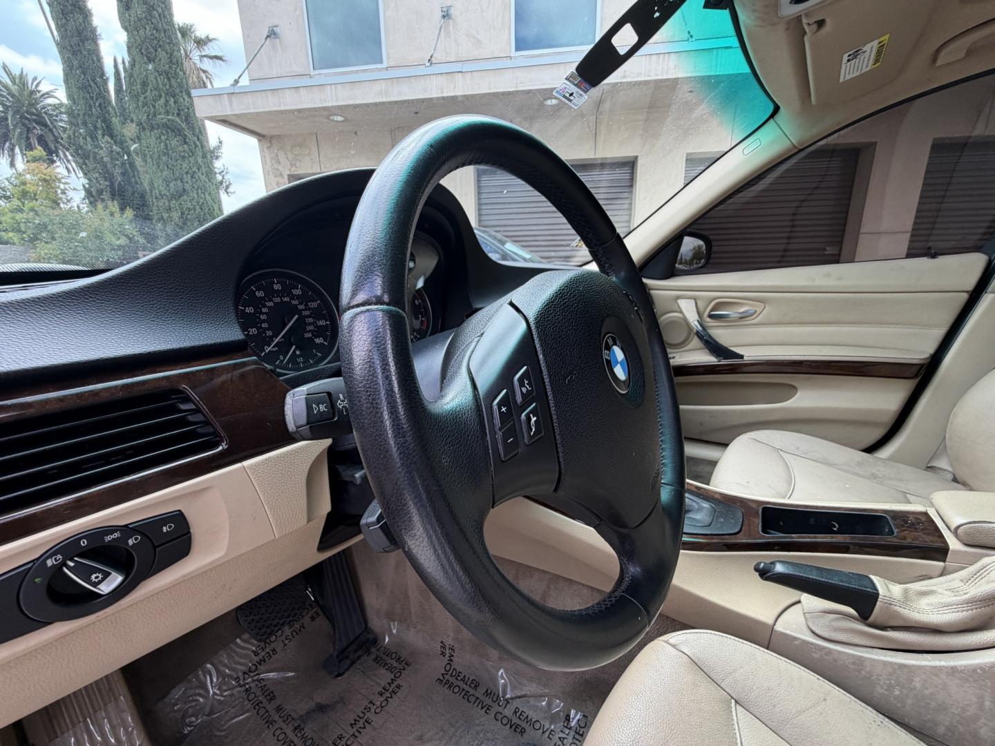 2011 Le Mans Blue Metallic /Black BMW 3-Series Leather (WBAPH7C51BA) with an 3.0 engine, Automatic transmission, located at 30 S. Berkeley Avenue, Pasadena, CA, 91107, (626) 248-7567, 34.145447, -118.109398 - 2011 BMW 328i Sedan – Buy Here Pay Here Financing Available in Pasadena, California VIN: WBAPH7C51BA800730 Are you looking for a 2011 BMW 328i for sale in Pasadena, a luxury vehicle with in-house financing, or a dealership that works with customers who have credit challenges? This beautiful 20 - Photo#8