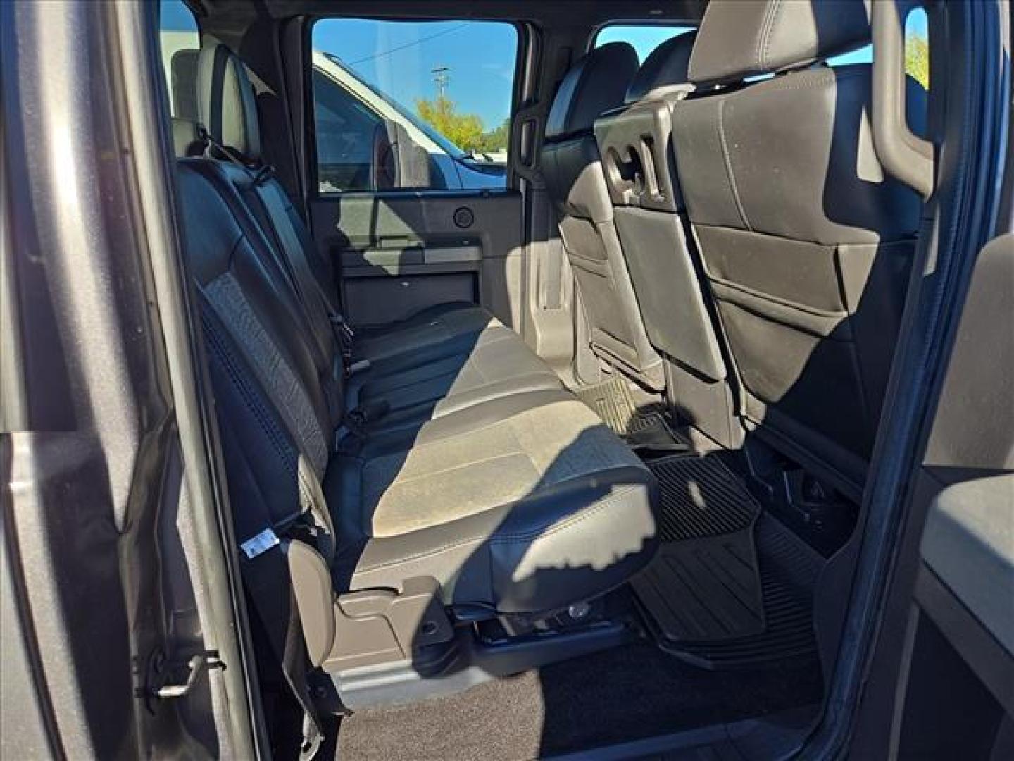 2011 Sterling Grey Metallic Ford F-250 Super Duty Lariat (1FT7W29F1BE) with an 6.7L Power Stroke 6.7L Biodiesel Turbo V8 400hp 800ft. lbs. Common Rail Direct Injection engine, 6-Speed Shiftable Automatic transmission, located at 800 Riverside Ave, Roseville, CA, 95678, 916-773-4549 & Toll Free: 866-719-4393, 38.732265, -121.291039 - DIESEL CREW CAB 4X4 FX4 LOW MILES 1 OWNER - Photo#17