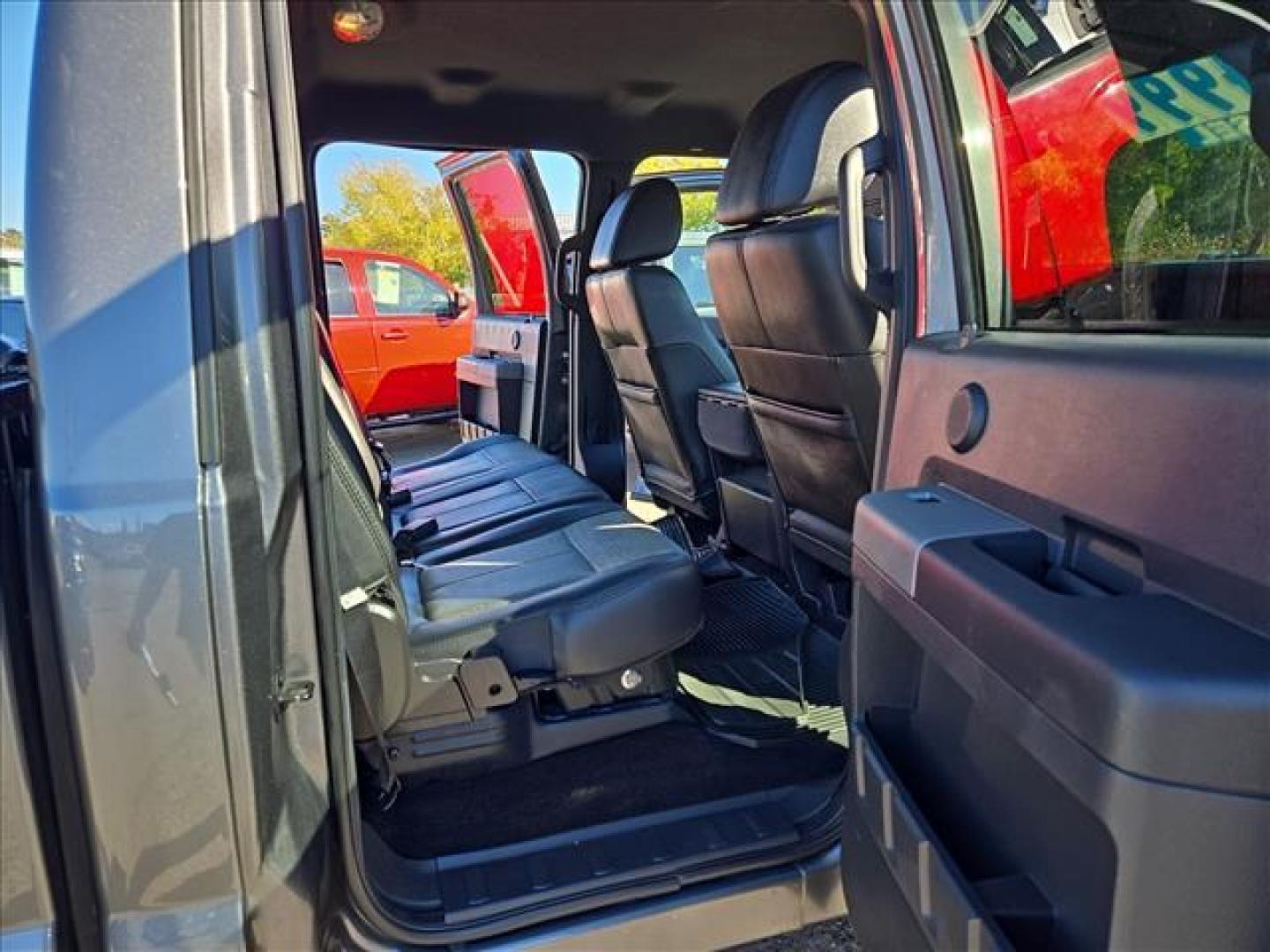 2011 Sterling Grey Metallic Ford F-250 Super Duty Lariat (1FT7W2BT1BE) with an 6.7L Power Stroke 6.7L Biodiesel Turbo V8 400hp 800ft. lbs. Common Rail Direct Injection engine, 6-Speed Shiftable Automatic transmission, located at 800 Riverside Ave, Roseville, CA, 95678, 916-773-4549 & Toll Free: 866-719-4393, 38.732265, -121.291039 - DIESEL CREW CAB 4X4 FX4 LARIAT ONE OWNER LOW MILES - Photo#16