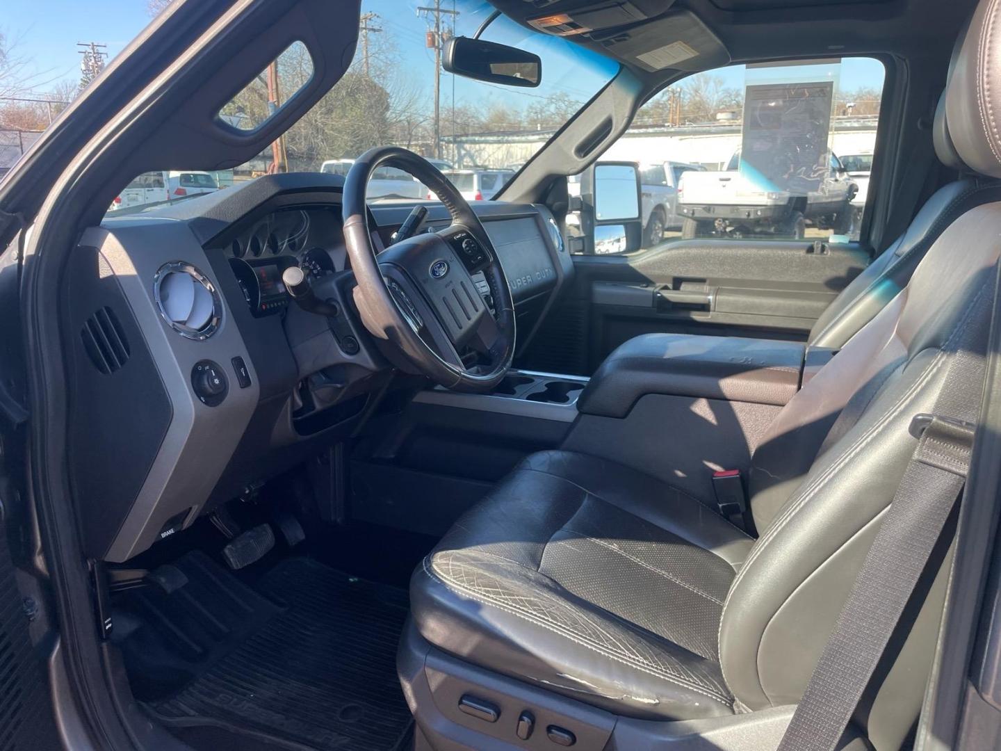 2011 Sterling Grey Metallic Ford F-250 Super Duty Lariat (1FT7W2BT3BE) with an 6.7L Power Stroke 6.7L Biodiesel Turbo V8 400hp 800ft. lbs. Common Rail Direct Injection engine, 6-Speed Shiftable Automatic transmission, located at 800 Riverside Ave, Roseville, CA, 95678, 916-773-4549 & Toll Free: 866-719-4393, 38.732265, -121.291039 - DIESEL CREW CAB 4X4 FX4 NEW TIRES SERVICE RECORDS - Photo#10