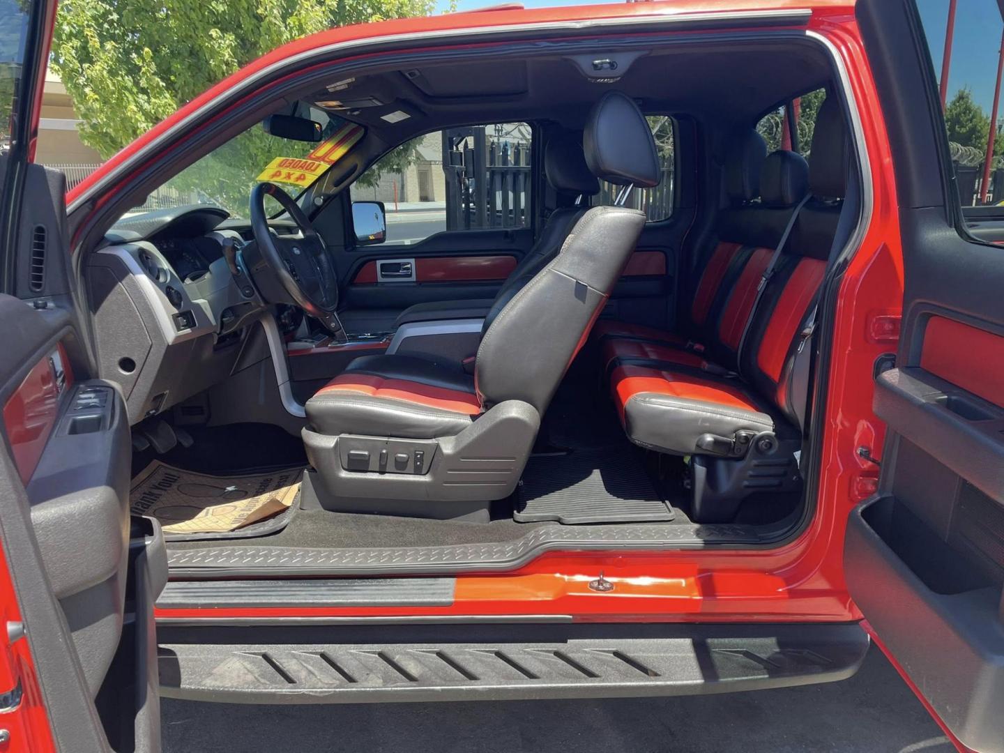 2011 Ford F-150 SVT Raptor SuperCab 5.5-ft. Bed 4WD (1FTEX1R6XBF) with an 6.2L V8 SOHC 16V engine, 4-Speed Automatic transmission, located at 744 E Miner Ave, Stockton, CA, 95202, (209) 944-5770, 37.956863, -121.282082 - PLUS TAXES AND FEES - Photo#10