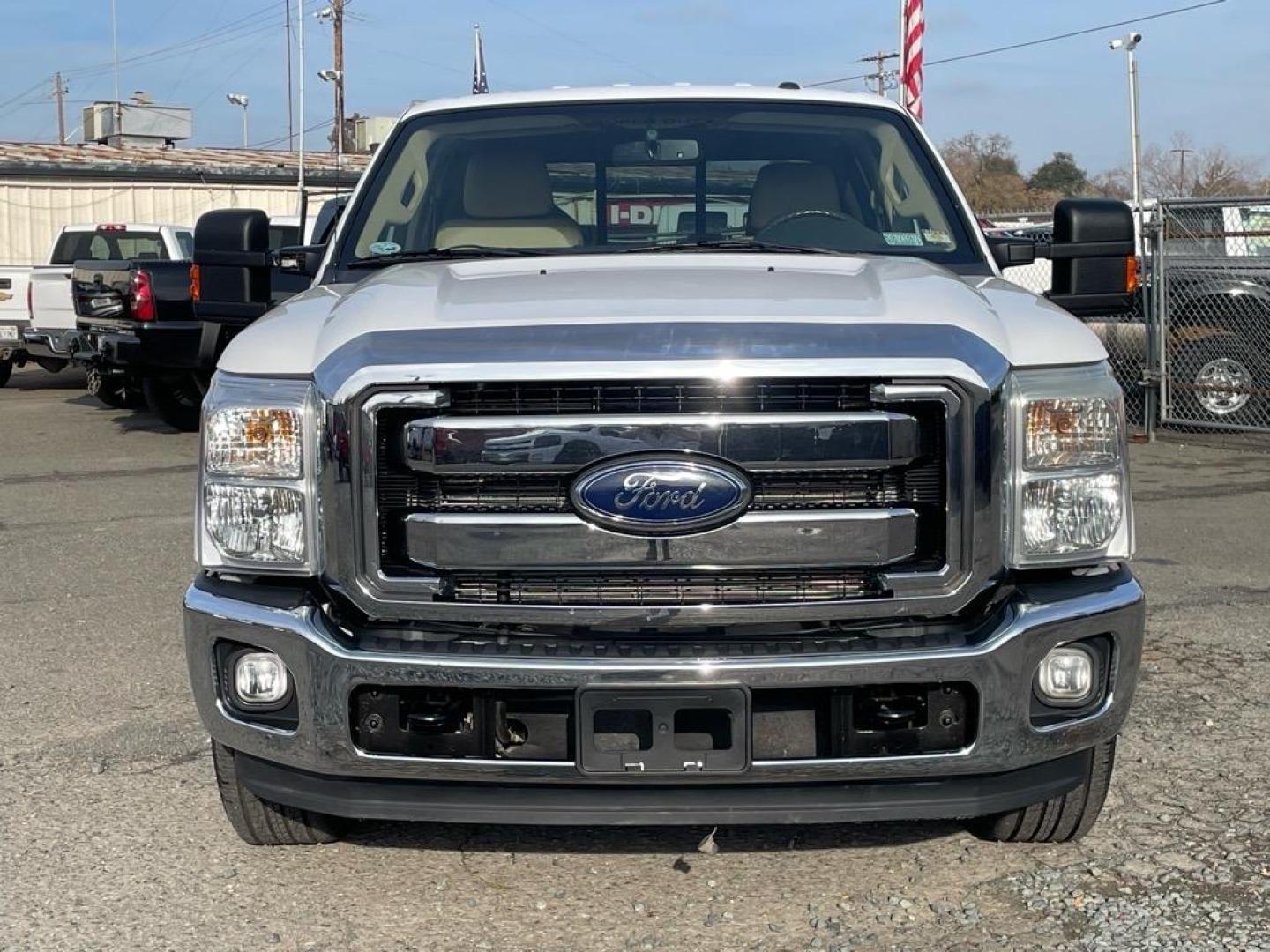 2011 Oxford White Ford F-250 Super Duty Lariat (1FT7W2AT2BE) with an 6.7L Power Stroke 6.7L Biodiesel Turbo V8 400hp 800ft. lbs. Common Rail Direct Injection engine, 6-Speed Shiftable Automatic transmission, located at 800 Riverside Ave, Roseville, CA, 95678, 916-773-4549 & Toll Free: 866-719-4393, 38.732265, -121.291039 - DIESEL CREW CAB LARIAT LOW MILES - Photo#7
