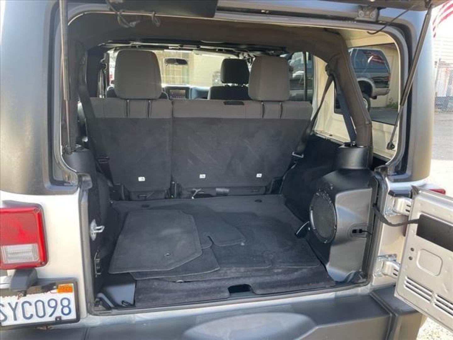 2011 Bright Silver Metallic Clear Coat Jeep Wrangler Unlimited Rubicon (1J4BA6H18BL) with an 3.8L 3.8L V6 202hp 237ft. lbs. Sequential Multiport Fuel Injection engine, 4-Speed Automatic transmission, located at 800 Riverside Ave, Roseville, CA, 95678, 916-773-4549 & Toll Free: 866-719-4393, 38.732265, -121.291039 - 4X4 UNLIMITED RUBICON HARD TOP - Photo#10