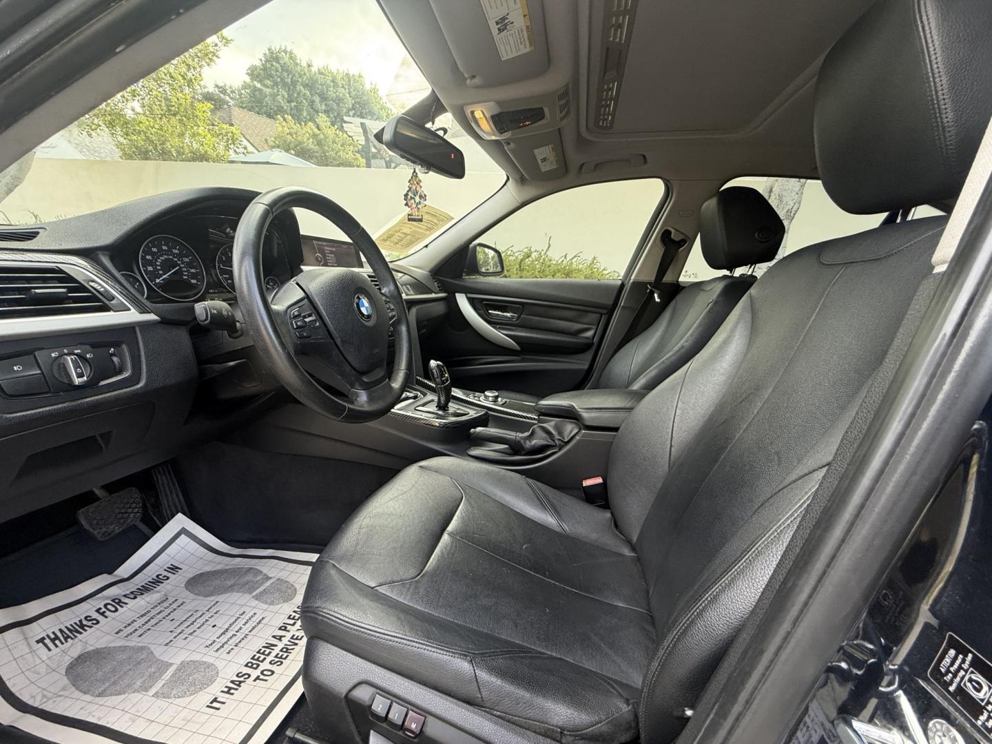2012 Imperial Blue Metallic /Black BMW 3-Series 328i Sedan (WBA3A5G52CN) with an 2.0L L4 DOHC 16V engine, located at 30 S. Berkeley Avenue, Pasadena, CA, 91107, (626) 248-7567, 34.145447, -118.109398 - DEALER IDENTIFIER: Crown City Motors Sales | Buy Here Pay Here Pasadena TARGET REGIONS: Pasadena, San Gabriel Valley, Riverside, San Bernardino FINANCING SPECIALTY: Subprime Auto Lending, In-House Financing, Bad Credit Car Loans CA VEHICLE: 2012 BMW 328i Sedan w/ Nav and Backup Camera (VIN: WBA- Photo#11