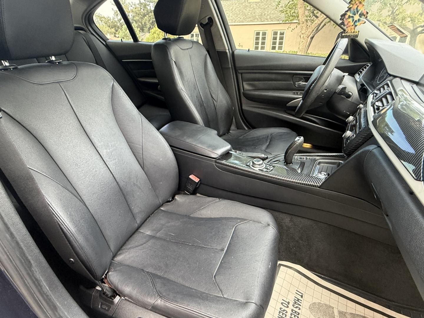 2012 Imperial Blue Metallic /Black BMW 3-Series 328i Sedan (WBA3A5G52CN) with an 2.0L L4 DOHC 16V engine, located at 30 S. Berkeley Avenue, Pasadena, CA, 91107, (626) 248-7567, 34.145447, -118.109398 - DEALER IDENTIFIER: Crown City Motors Sales | Buy Here Pay Here Pasadena TARGET REGIONS: Pasadena, San Gabriel Valley, Riverside, San Bernardino FINANCING SPECIALTY: Subprime Auto Lending, In-House Financing, Bad Credit Car Loans CA VEHICLE: 2012 BMW 328i Sedan w/ Nav and Backup Camera (VIN: WBA- Photo#16
