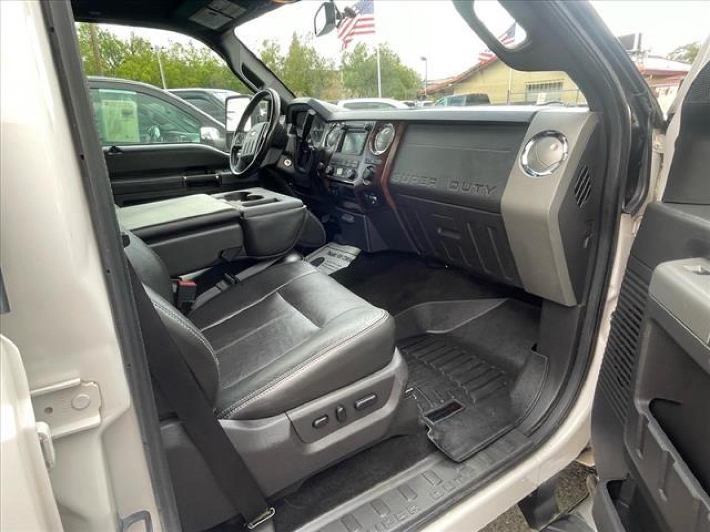 2012 Oxford White Ford F-350 Super Duty Lariat (1FT8W3BT1CE) with an 6.7L Power Stroke 6.7L Biodiesel Turbo V8 400hp 800ft. lbs. Common Rail Direct Injection engine, 6-Speed Shiftable Automatic transmission, located at 800 Riverside Ave, Roseville, CA, 95678, 916-773-4549 & Toll Free: 866-719-4393, 38.732265, -121.291039 - DIESEL CREW CAB 4X4 LARIAT MOON ROOF CLEAN CARFAX - Photo#14