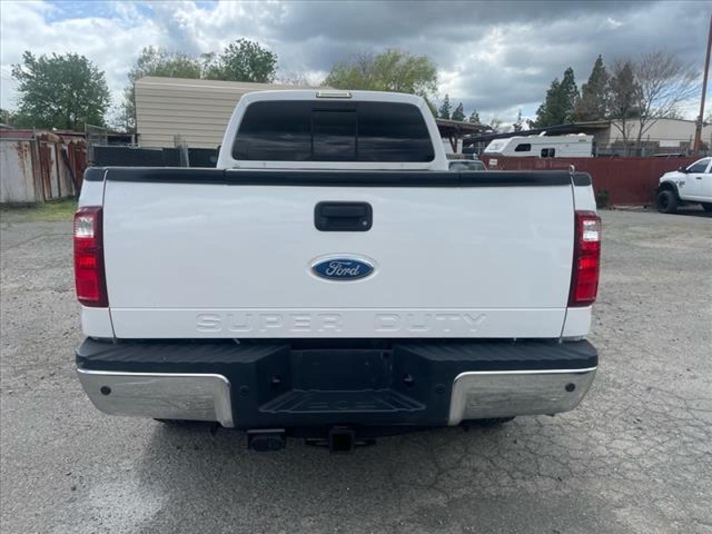 2012 Oxford White Ford F-350 Super Duty Lariat (1FT8W3BT1CE) with an 6.7L Power Stroke 6.7L Biodiesel Turbo V8 400hp 800ft. lbs. Common Rail Direct Injection engine, 6-Speed Shiftable Automatic transmission, located at 800 Riverside Ave, Roseville, CA, 95678, 916-773-4549 & Toll Free: 866-719-4393, 38.732265, -121.291039 - DIESEL CREW CAB 4X4 LARIAT MOON ROOF CLEAN CARFAX - Photo#3