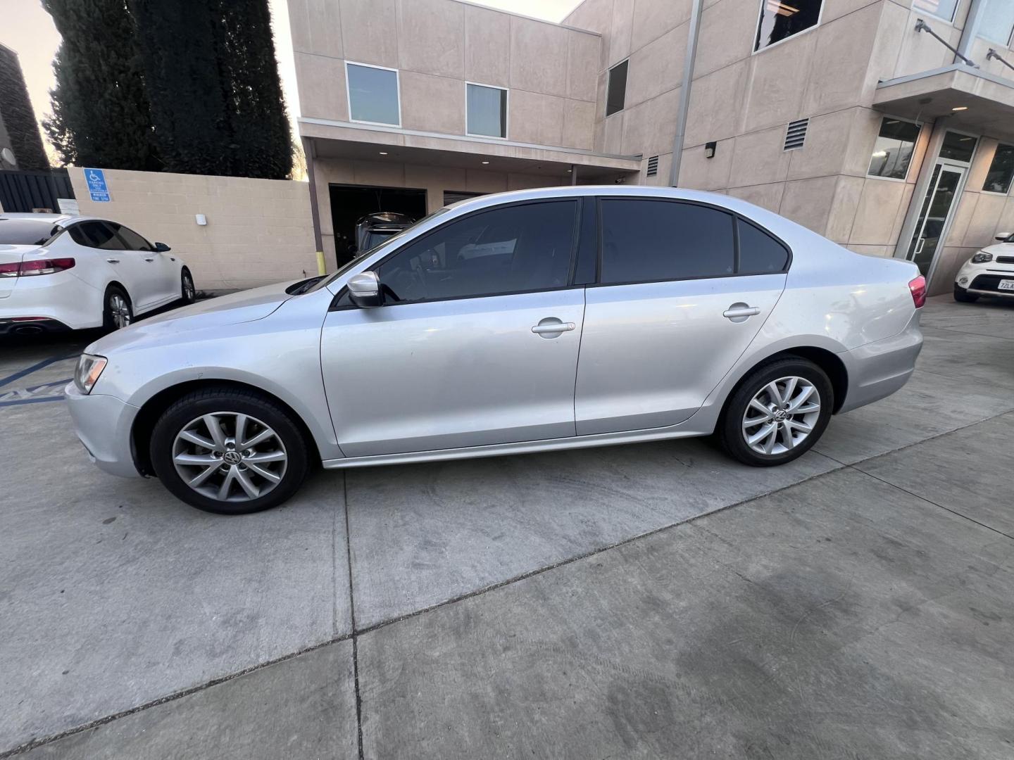 2012 /Black Volkswagen Jetta SE (3VWDP7AJ0CM) with an 2.5L L5 DOHC 20V engine, Automatic transmission, located at 30 S. Berkeley Avenue, Pasadena, CA, 91107, (626) 248-7567, 34.145447, -118.109398 - 2012 Volkswagen Jetta SE – Buy Here Pay Here – $995 Down – Bad Credit OK – Crown City Motors Pasadena Need a dependable car with excellent fuel efficiency, German engineering, and flexible financing? This 2012 Volkswagen Jetta SE is the perfect fit. Available now at Crown City Motors in Pas - Photo#1
