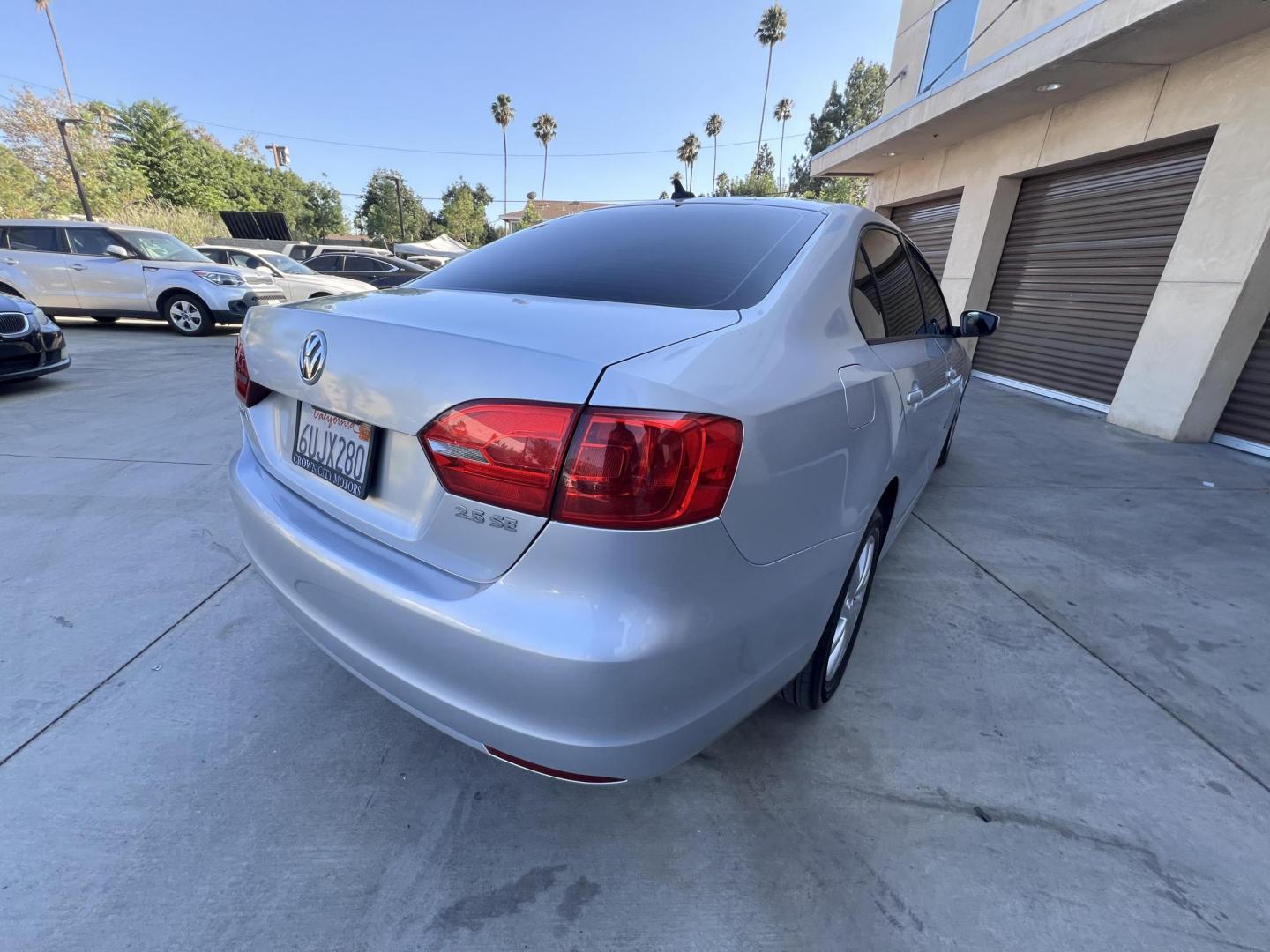 2012 /Black Volkswagen Jetta SE (3VWDP7AJ0CM) with an 2.5L L5 DOHC 20V engine, Automatic transmission, located at 30 S. Berkeley Avenue, Pasadena, CA, 91107, (626) 248-7567, 34.145447, -118.109398 - 2012 Volkswagen Jetta SE – Buy Here Pay Here – $995 Down – Bad Credit OK – Crown City Motors Pasadena Need a dependable car with excellent fuel efficiency, German engineering, and flexible financing? This 2012 Volkswagen Jetta SE is the perfect fit. Available now at Crown City Motors in Pas - Photo#8