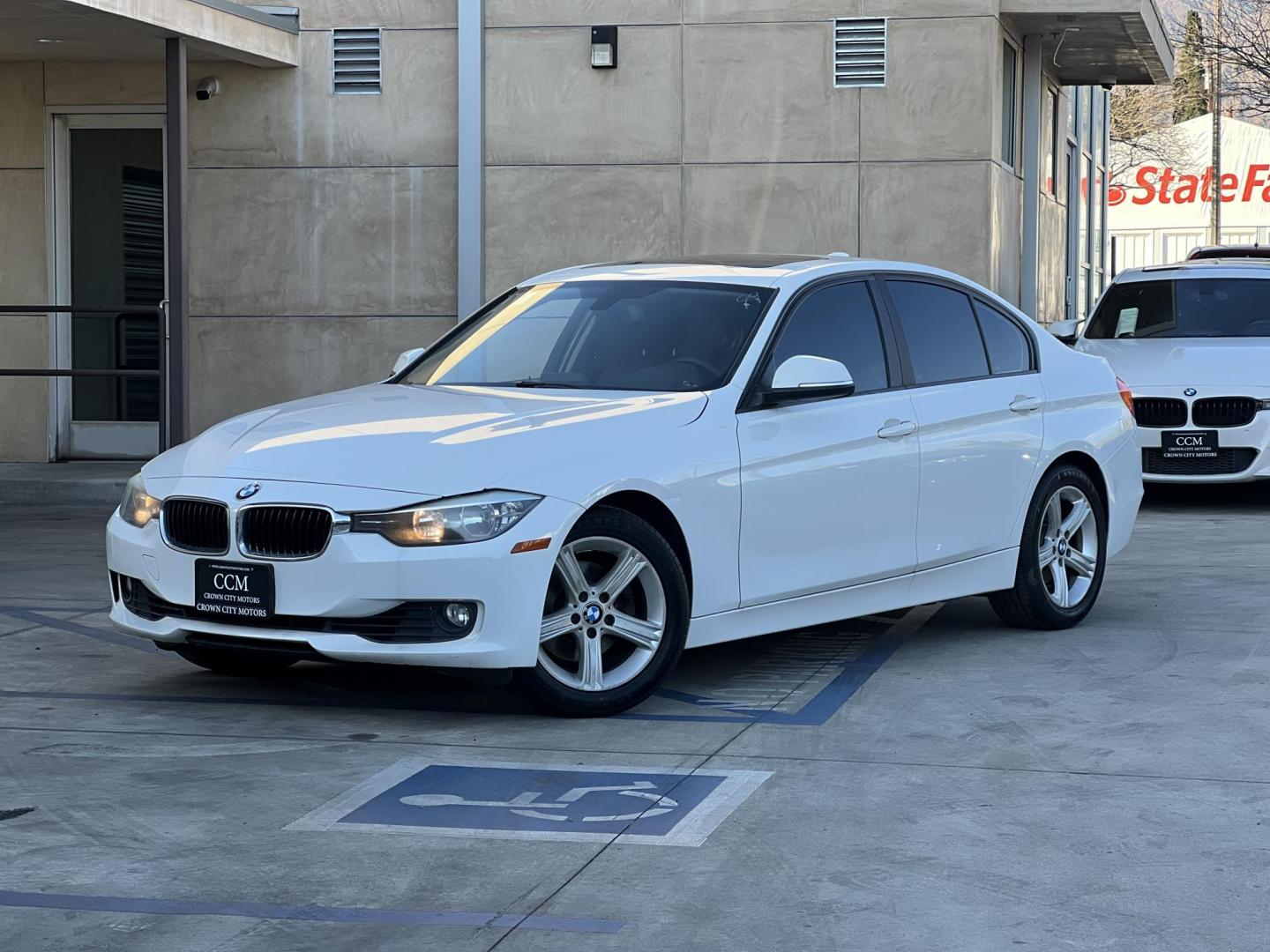 2013 Alpine White BMW 3-Series 328i Sedan (WBA3C1C59DF) with an 2.0L L4 DOHC 16V engine, Automatic transmission, located at 30 S. Berkeley Avenue, Pasadena, CA, 91107, (626) 248-7567, 34.145447, -118.109398 - New Tires!! Fully serviced! New Tires! Moon-roof! Leather Seats! This 2013 BMW 3-Series 328i Sedan looks and drives good. - Photo#0