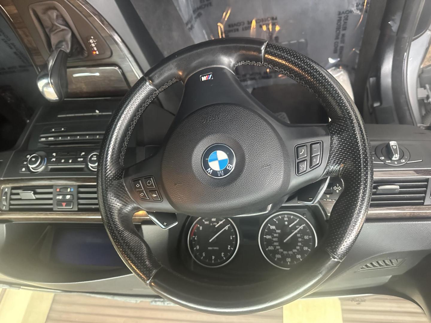 2013 Space Gray Metallic /Black BMW 3-Series 335i Convertible (WBADX7C56DJ) with an 3.0L L6 DOHC 24V engine, Automatic transmission, located at 30 S. Berkeley Avenue, Pasadena, CA, 91107, (626) 248-7567, 34.145447, -118.109398 - Convertible!! Navigation!! - Photo#24