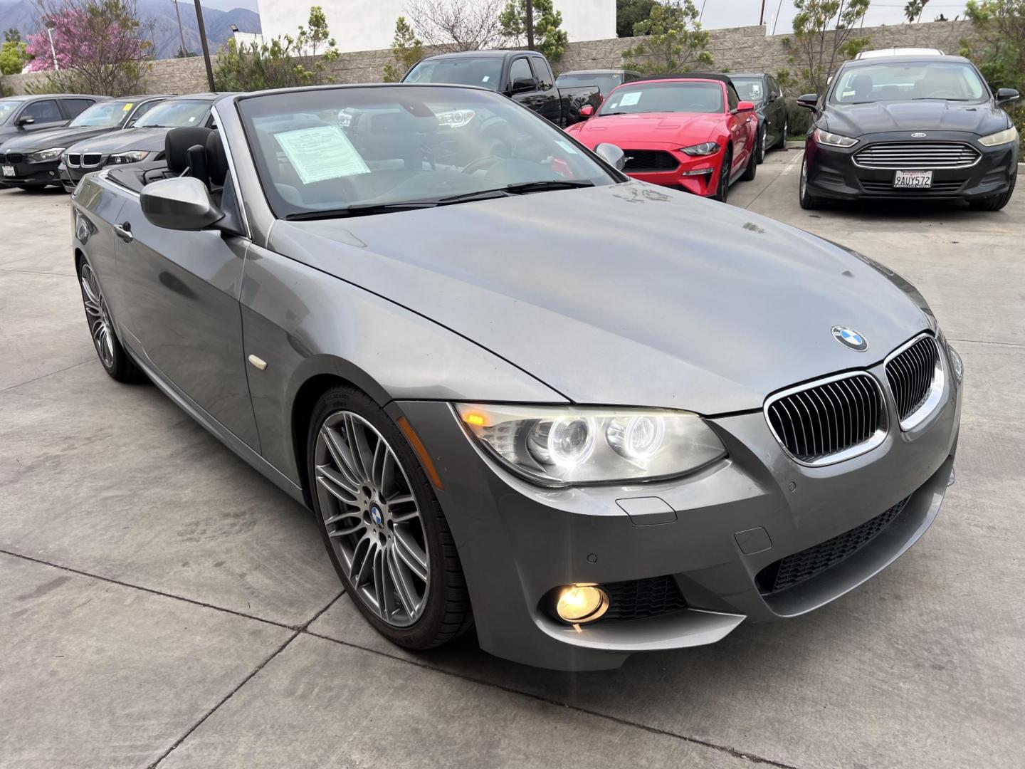 2013 Space Gray Metallic /Black BMW 3-Series 335i Convertible (WBADX7C56DJ) with an 3.0L L6 DOHC 24V engine, Automatic transmission, located at 30 S. Berkeley Avenue, Pasadena, CA, 91107, (626) 248-7567, 34.145447, -118.109398 - Convertible!! Navigation!! - Photo#42