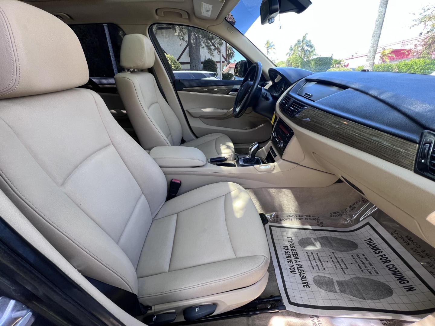 2013 Gray /BLACK BMW X1 sDrive28i (WBAVM1C50DV) with an 2.0L L4 DOHC 16V engine, 8-Speed Automatic transmission, located at 30 S. Berkeley Avenue, Pasadena, CA, 91107, (626) 248-7567, 34.145447, -118.109398 - Bad Credit? We can help! We are the bank. All our cars are thoroughly inspected and reconditioned by our technicians. FREE CARFAX report. Stop by or call to speak with our friendly staff. Whether you have bad credit, no credit, bankruptcy, or repossession, we can find the right loan package for you. - Photo#18