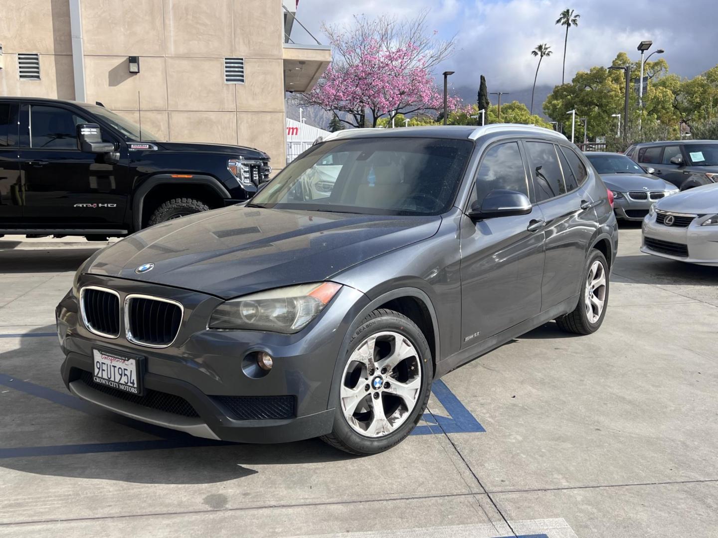 2013 Gray /BLACK BMW X1 sDrive28i (WBAVM1C50DV) with an 2.0L L4 DOHC 16V engine, 8-Speed Automatic transmission, located at 30 S. Berkeley Avenue, Pasadena, CA, 91107, (626) 248-7567, 34.145447, -118.109398 - Bad Credit? We can help! We are the bank. All our cars are thoroughly inspected and reconditioned by our technicians. FREE CARFAX report. Stop by or call to speak with our friendly staff. Whether you have bad credit, no credit, bankruptcy, or repossession, we can find the right loan package for you. - Photo#1