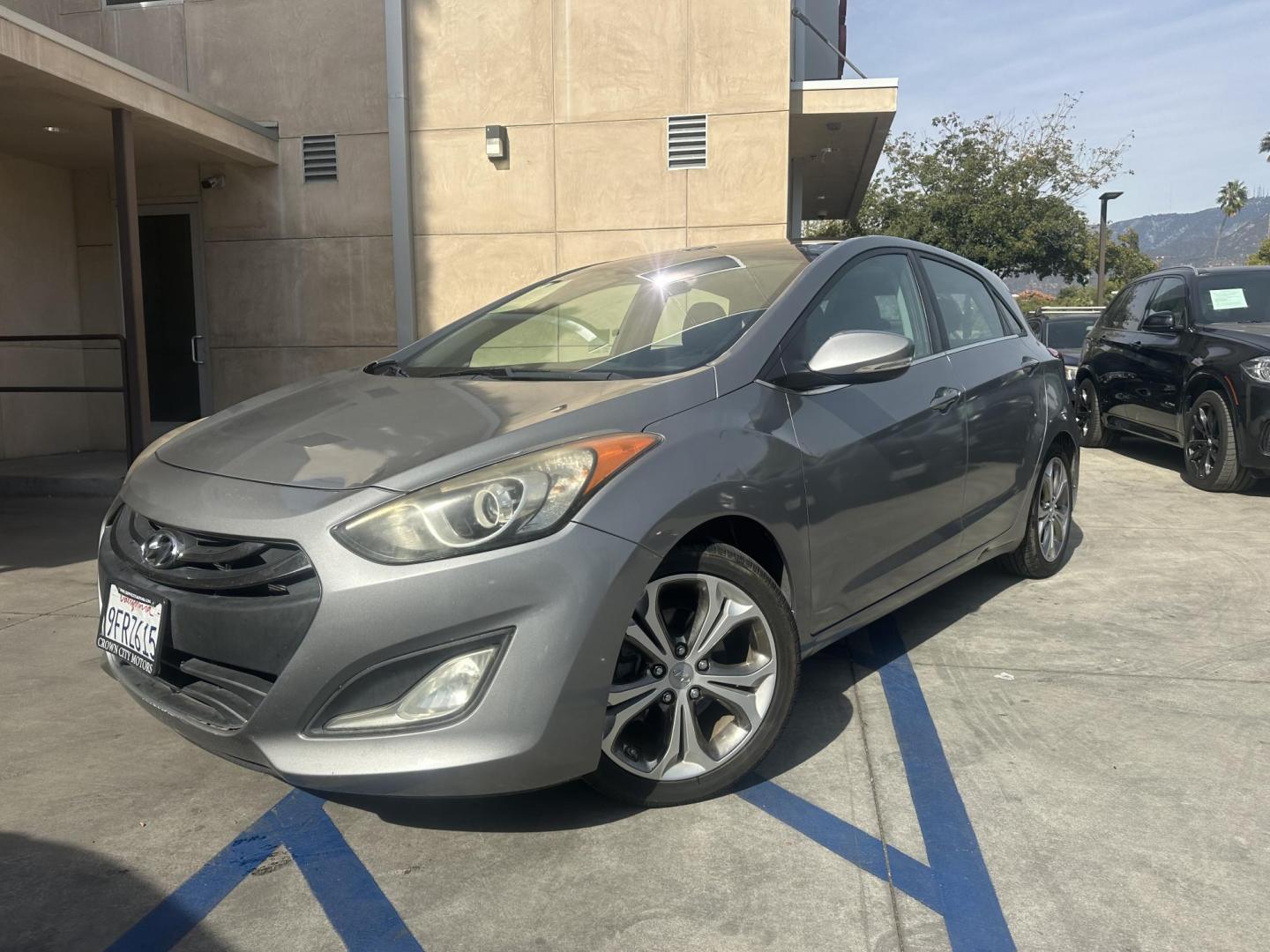 2013 /blue Hyundai Elantra GT A/T (KMHD35LE2DU) with an 1.8L L4 16V DOHC engine, 6-Speed manual transmission, located at 30 S. Berkeley Avenue, Pasadena, CA, 91107, (626) 248-7567, 34.145447, -118.109398 - Leather Seats! New Tires! Low Miles! This HYUNDAI ELANTRA looks and drives good! Bad credit? We can help! We are the bank. All our cars are thoroughly inspected and reconditioned by our technicians. FREE CARFAX report. Stop by or call to speak with our friendly staff. Whether you have bad credit, n - Photo#2