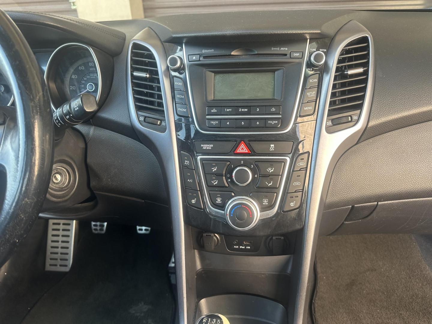2013 /blue Hyundai Elantra GT A/T (KMHD35LE2DU) with an 1.8L L4 16V DOHC engine, 6-Speed manual transmission, located at 30 S. Berkeley Avenue, Pasadena, CA, 91107, (626) 248-7567, 34.145447, -118.109398 - Leather Seats! New Tires! Low Miles! This HYUNDAI ELANTRA looks and drives good! Bad credit? We can help! We are the bank. All our cars are thoroughly inspected and reconditioned by our technicians. FREE CARFAX report. Stop by or call to speak with our friendly staff. Whether you have bad credit, n - Photo#26