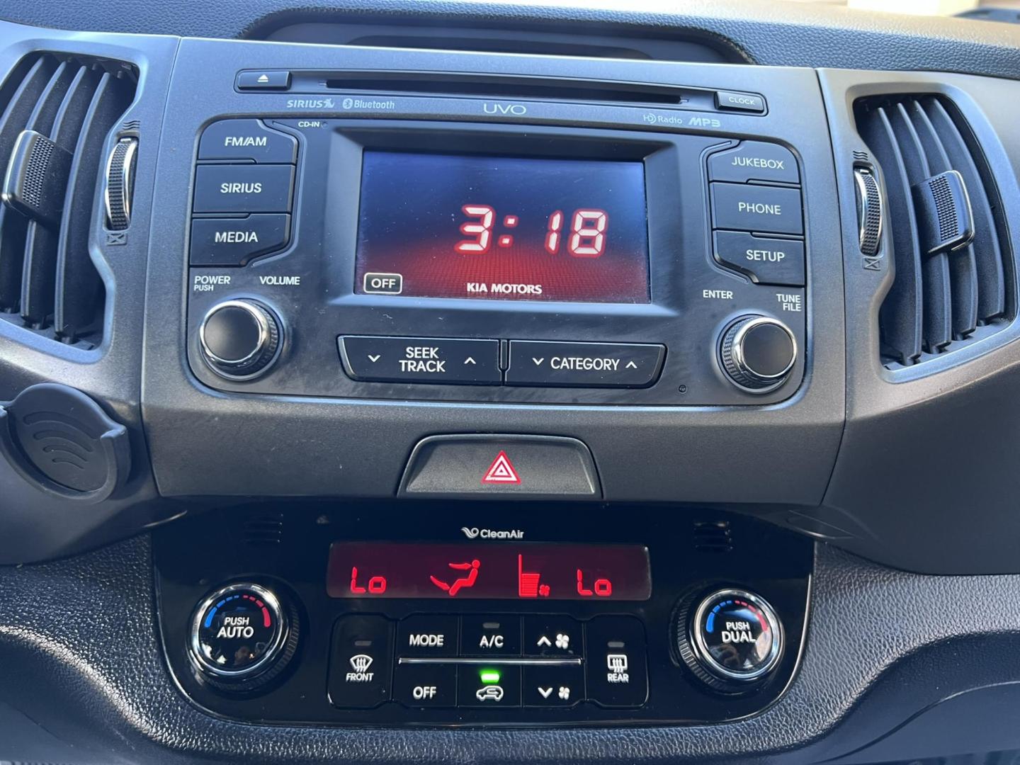 2013 Black /Black Kia Sportage EX FWD (KNDPC3A26D7) with an 2.4L V6 DOHC 24V engine, 6-Speed Automatic transmission, located at 30 S. Berkeley Avenue, Pasadena, CA, 91107, (626) 248-7567, 34.145447, -118.109398 - 2013 Kia Sportage EX FWD (VIN: KNDPC3A26D7404618) – A Reliable and Stylish Compact SUV If you’re in the market for a used compact SUV that blends style, reliability, and value, the 2013 Kia Sportage EX FWD (VIN: KNDPC3A26D7404618) deserves your attention. This well-crafted vehicle from Kia’s - Photo#8