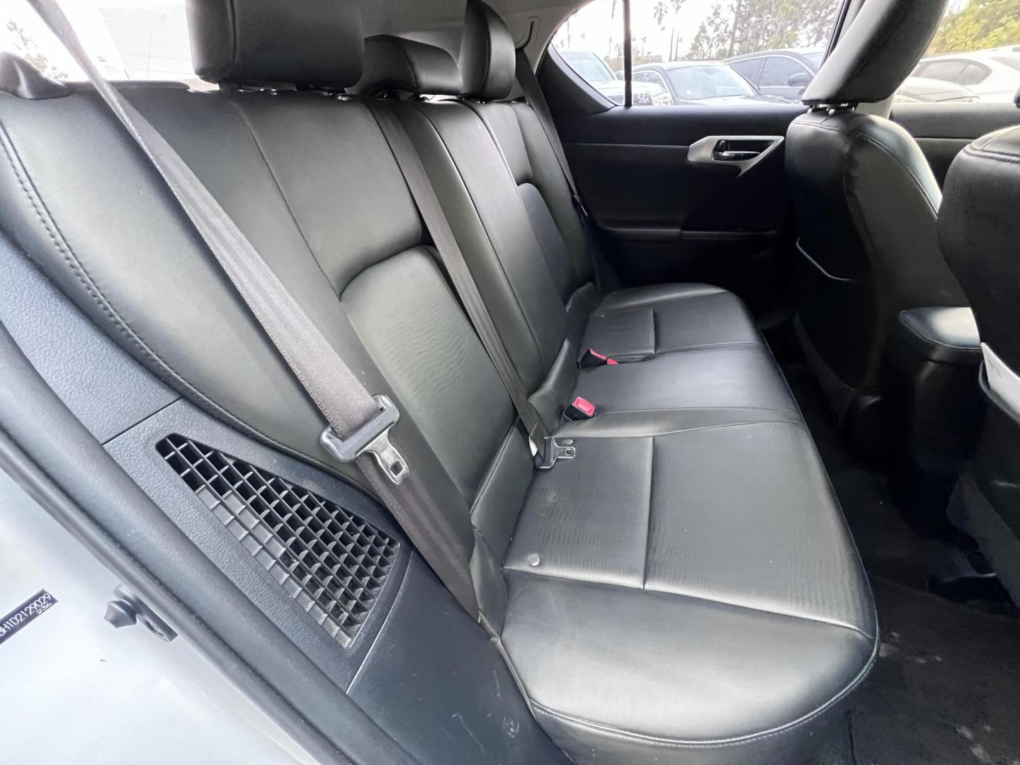 2013 Silver Metallic /black Lexus CT 200h Base (JTHKD5BH1D2) with an 1.8L L4 HYBRID engine, Continuously Variable Transmission transmission, located at 30 S. Berkeley Avenue, Pasadena, CA, 91107, (626) 248-7567, 34.145447, -118.109398 - Crown City Motors is a used “Buy Here Pay Here” car dealer in Pasadena CA. “Buy Here Pay Here” financing, means that when you purchase your vehicle from our dealership, that you make the payments to the dealership as well. We do not need the banks approval to get you approved for a used auto - Photo#27