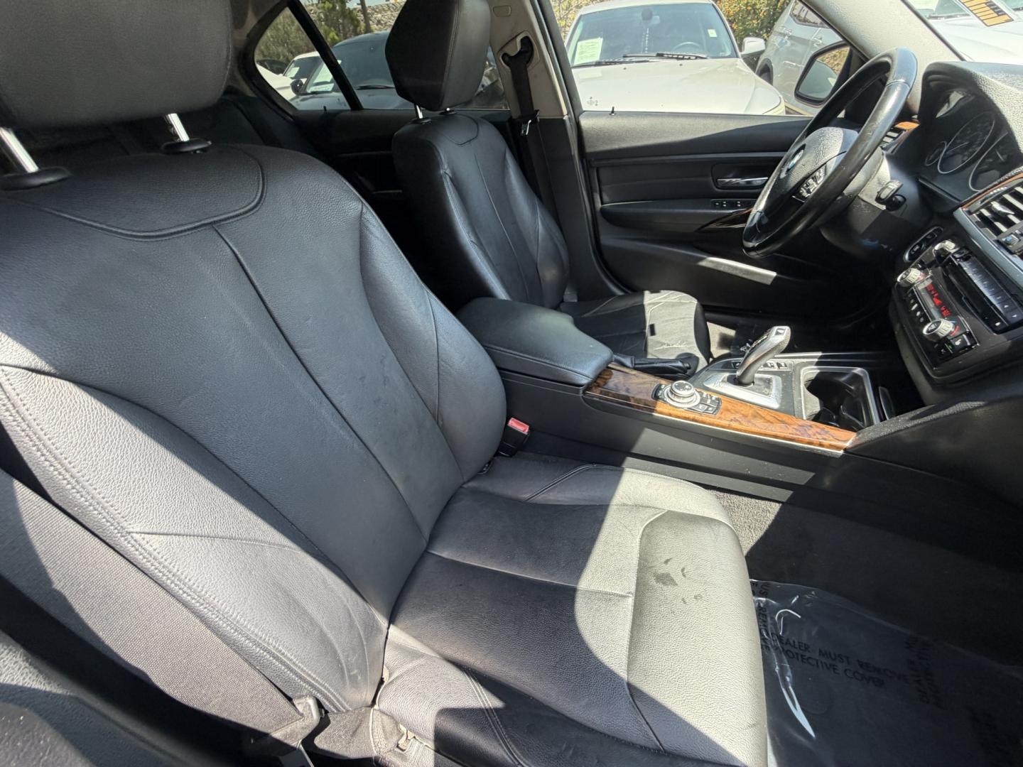 2013 BLUE /black leather BMW 3-Series 328i Sedan (WBA3A5C58DF) with an 2.0L L4 DOHC 16V engine, 8-Speed Automatic transmission, located at 30 S. Berkeley Avenue, Pasadena, CA, 91107, (626) 248-7567, 34.145447, -118.109398 - Looking for a luxurious and high-performing car that comes loaded with all the latest features? Look no further than the 2013 BMW 3-Series 328i Sedan, available at Crown City Motors. This stunning sedan is not only a head-turner on the road, but it also comes with all the latest features that you co - Photo#19