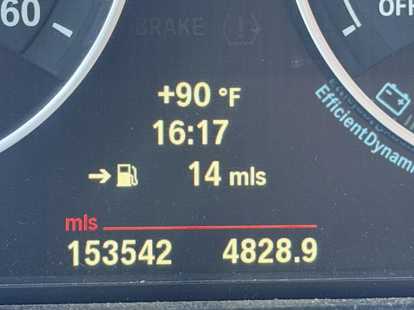 2013 White /BROWN BMW 3-Series 328i Sedan (WBA3C1C5XDF) with an 2.0L L4 DOHC 16V engine, AUTOMATIC transmission, located at 30 S. Berkeley Avenue, Pasadena, CA, 91107, (626) 248-7567, 34.145447, -118.109398- Photo#4