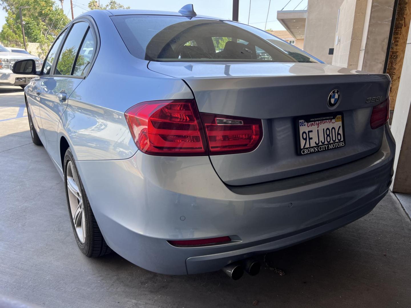 2013 Le Mans Blue Metallic /Black BMW 3-Series 328i Sedan - SULEV (WBA3C1G53DN) with an 2.0L L4 DOHC 16V engine, Automatic transmission, located at 30 S. Berkeley Avenue, Pasadena, CA, 91107, (626) 248-7567, 34.145447, -118.109398 - 2013 BMW 328i Sedan – Buy Here Pay Here – $995 Down – Bad Credit OK – Crown City Motors Pasadena Take your driving experience to the next level with the 2013 BMW 328i, now available at Crown City Motors in Pasadena with Buy Here Pay Here financing. This luxury sport sedan blends precision p - Photo#2