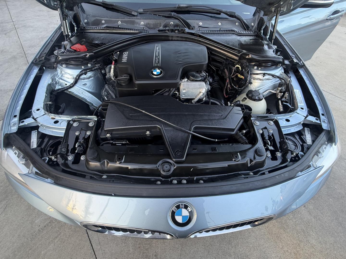 2013 Le Mans Blue Metallic /Black BMW 3-Series 328i Sedan - SULEV (WBA3C1G53DN) with an 2.0L L4 DOHC 16V engine, Automatic transmission, located at 30 S. Berkeley Avenue, Pasadena, CA, 91107, (626) 248-7567, 34.145447, -118.109398 - Decoding VIN WBA3C1G53DNN93466: Vehicle: 2013 BMW 3 Series 328i Sedan (F30 Generation) Engine: 2.0L TwinPower Turbo Inline 4-Cylinder Drivetrain: Rear-Wheel Drive (RWD) Another strong F30 328i Sedan for your inventory. These modern 3 Series sedans continue to be volume movers on a Buy He- Photo#20