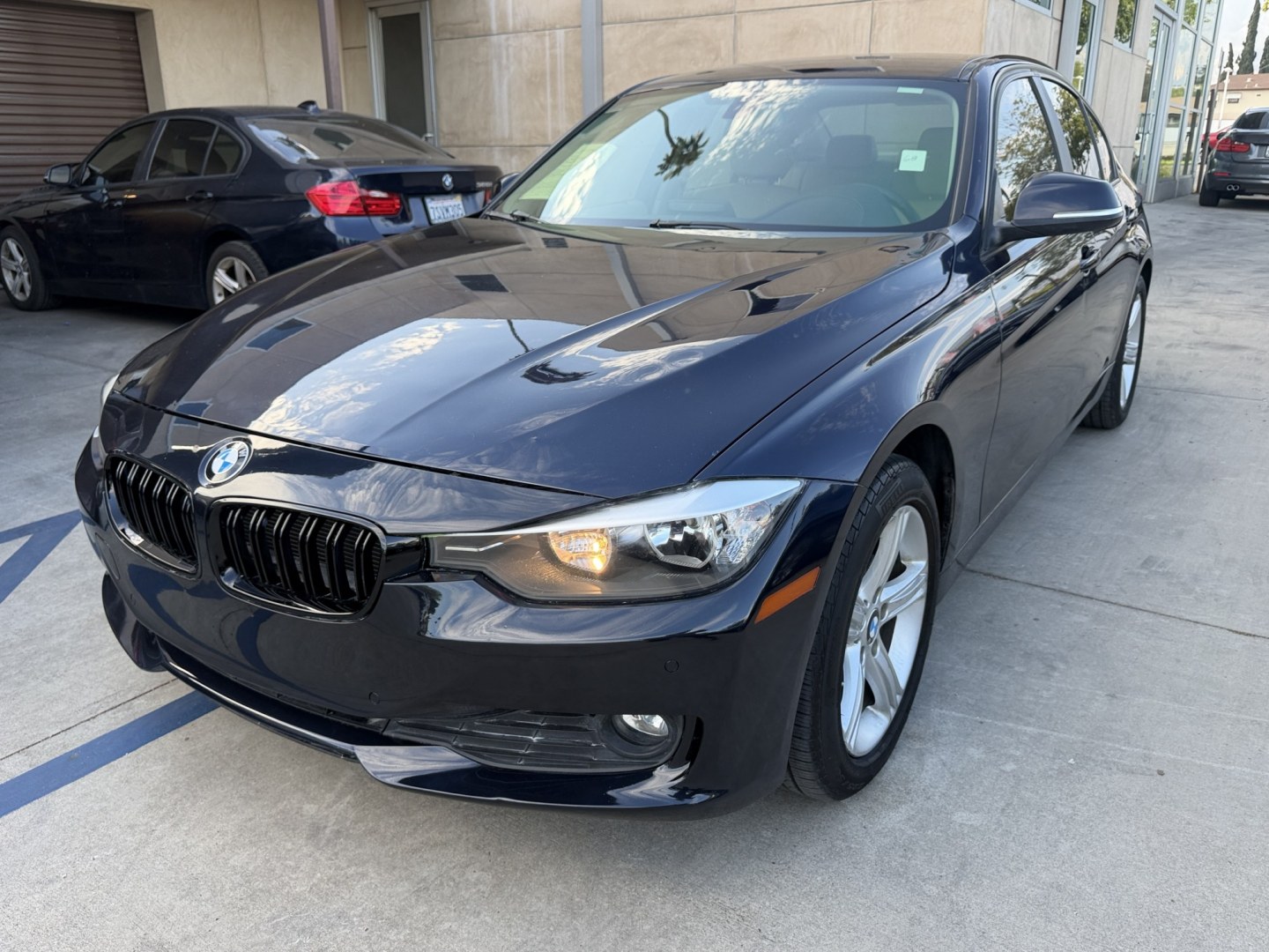 2013 BLUE BMW 3-Series 320i Sedan (WBA3B1C54DF) with an 2.0L L4 DOHC 16V engine, Manaul transmission, located at 30 S. Berkeley Avenue, Pasadena, CA, 91107, (626) 248-7567, 34.145447, -118.109398 - 2013 BMW 328i Sedan – Rare 6-Speed Manual – Buy Here Pay Here / Bad Credit Financing Enthusiasts and daily commuters, take note! Finding a modern sports sedan with a true row-your-own gearbox is nearly impossible, but Crown City Motors has this incredibly rare 2013 BMW 328i 6-Speed Manual Sedan- Photo#0