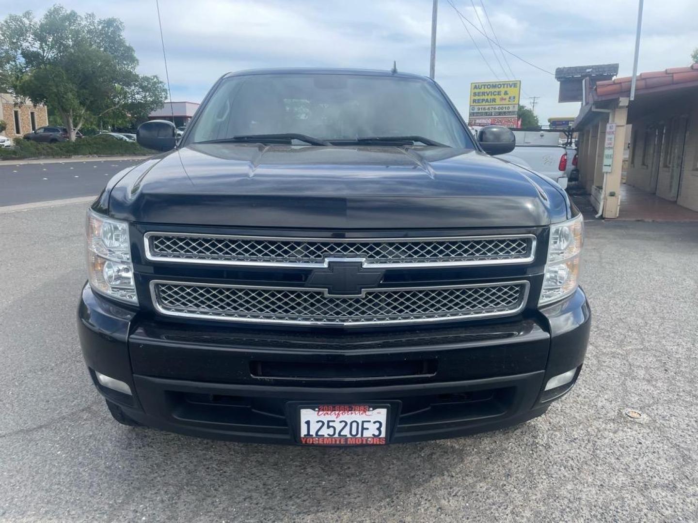2013 Black Chevrolet Silverado 1500 LTZ (1GCRKTE7XDZ) with an 5.3L Vortec 5.3L Flex Fuel V8 315hp 335ft. lbs. Other engine, 6-Speed Shiftable Automatic transmission, located at 800 Riverside Ave, Roseville, CA, 95678, 916-773-4549 & Toll Free: 866-719-4393, 38.732265, -121.291039 - 4X4 Z71EXTENDED CAB LTZ LOW MILES - Photo#7