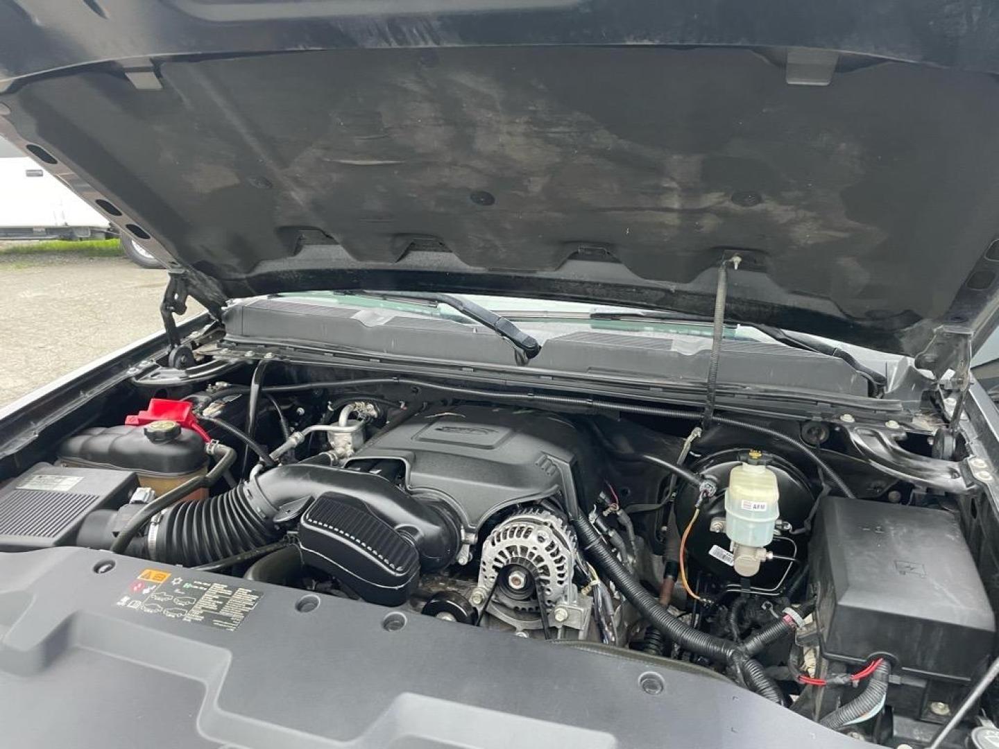 2013 Black Chevrolet Silverado 1500 LT (3GCPKSE78DG) with an 5.3L Vortec 5.3L Flex Fuel V8 315hp 335ft. lbs. Other engine, 6-Speed Shiftable Automatic transmission, located at 800 Riverside Ave, Roseville, CA, 95678, 916-773-4549 & Toll Free: 866-719-4393, 38.732265, -121.291039 - CREW CAB 4X4 LT LOW MILES SERVICE RECORDS ON CLEAN CARFAX - Photo#13