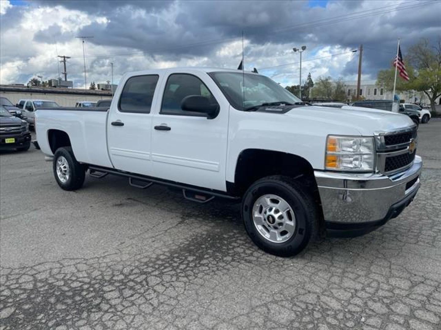 2013 Summit White Chevrolet Silverado 2500HD LT (1GC1KXE83DF) with an 6.6L Duramax 6.6L Diesel Turbo V8 397hp 765ft. lbs. Common Rail Direct Injection engine, Allison 1000 6-Speed Shiftable Automatic transmission, located at 800 Riverside Ave, Roseville, CA, 95678, 916-773-4549 & Toll Free: 866-719-4393, 38.732265, -121.291039 - DURAMAX DIESEL CREW CAB 4X4 LT ALLISON TRANSMISSION - Photo#1