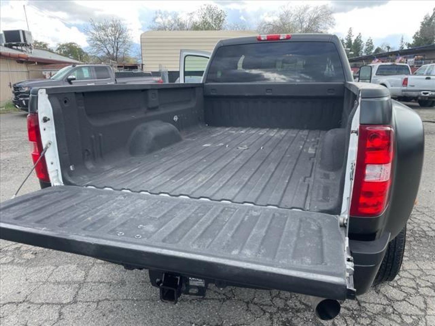 2013 Black Chevrolet Silverado 3500HD LT (1GC4C0C81DF) with an 6.6L Duramax 6.6L Diesel Turbo V8 397hp 765ft. lbs. Common Rail Direct Injection engine, Allison 1000 6-Speed Shiftable Automatic transmission, located at 800 Riverside Ave, Roseville, CA, 95678, 916-773-4549 & Toll Free: 866-719-4393, 38.732265, -121.291039 - DURAMAX DIESEL CREW CAB DUALLY ALLISON TRANSMISSION SERVICE RECORDS ONE OWNER CLEAN CARFAX - Photo#13