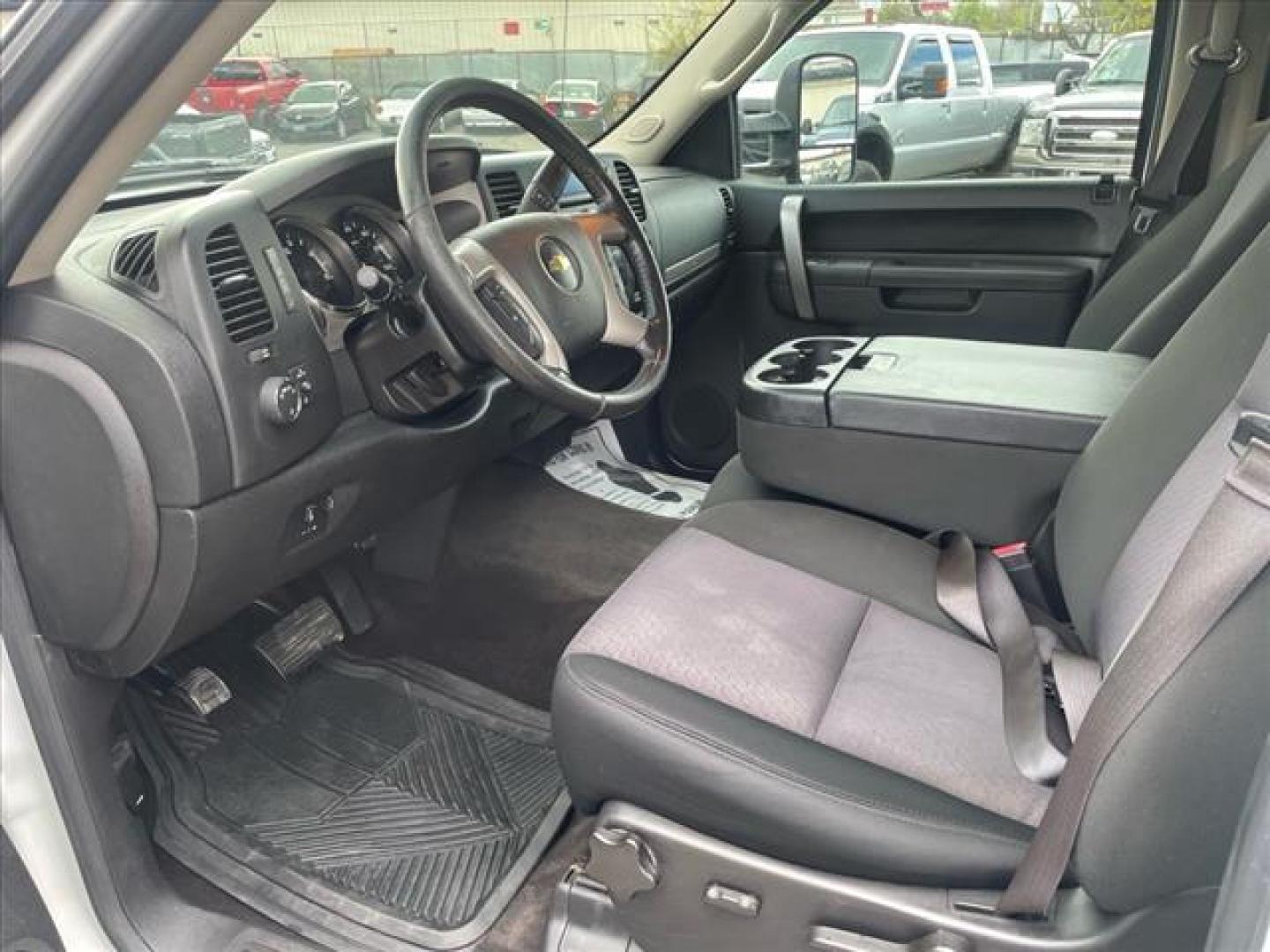 2013 Black Chevrolet Silverado 3500HD LT (1GC4C0C81DF) with an 6.6L Duramax 6.6L Diesel Turbo V8 397hp 765ft. lbs. Common Rail Direct Injection engine, Allison 1000 6-Speed Shiftable Automatic transmission, located at 800 Riverside Ave, Roseville, CA, 95678, 916-773-4549 & Toll Free: 866-719-4393, 38.732265, -121.291039 - DURAMAX DIESEL CREW CAB DUALLY ALLISON TRANSMISSION SERVICE RECORDS ONE OWNER CLEAN CARFAX - Photo#8