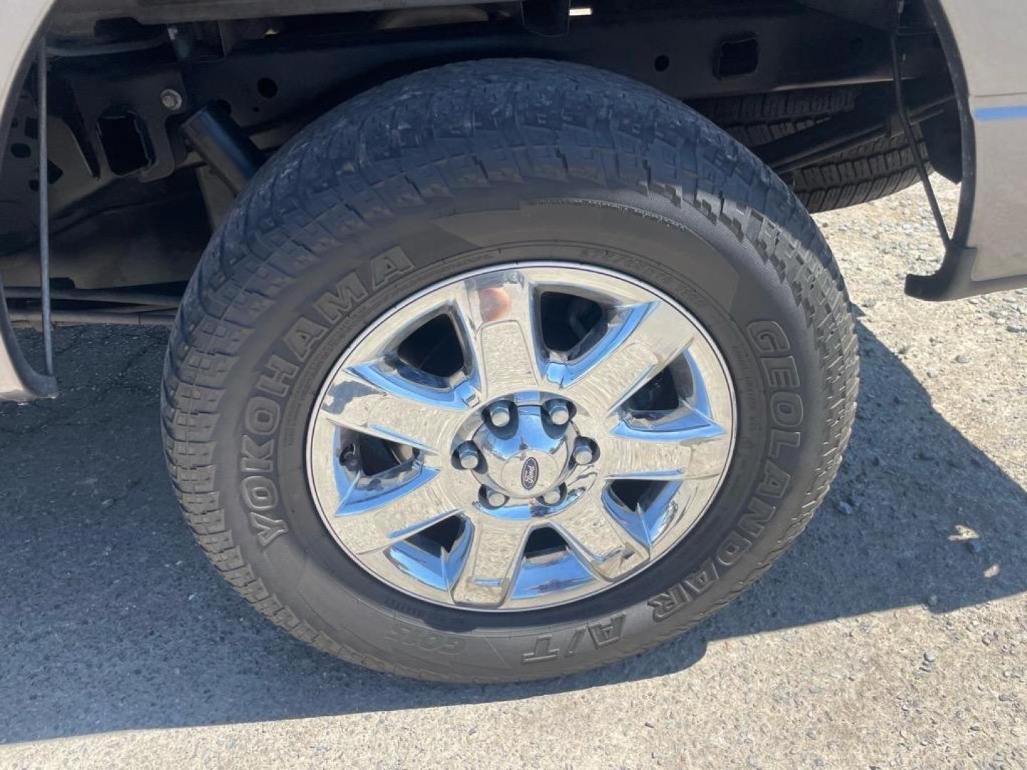 2013 Sterling Gray Metallic Ford F-150 XLT (1FTFW1ET6DK) with an 3.5L EcoBoost 3.5L Twin Turbo V6 365hp 420ft. lbs. Direct Injection engine, 6-Speed Automatic transmission, located at 800 Riverside Ave, Roseville, CA, 95678, 916-773-4549 & Toll Free: 866-719-4393, 38.732265, -121.291039 - 4X4 SUPERCREW XLT ECO BOOST LOW MILES SERVICE RECORDS - Photo#6