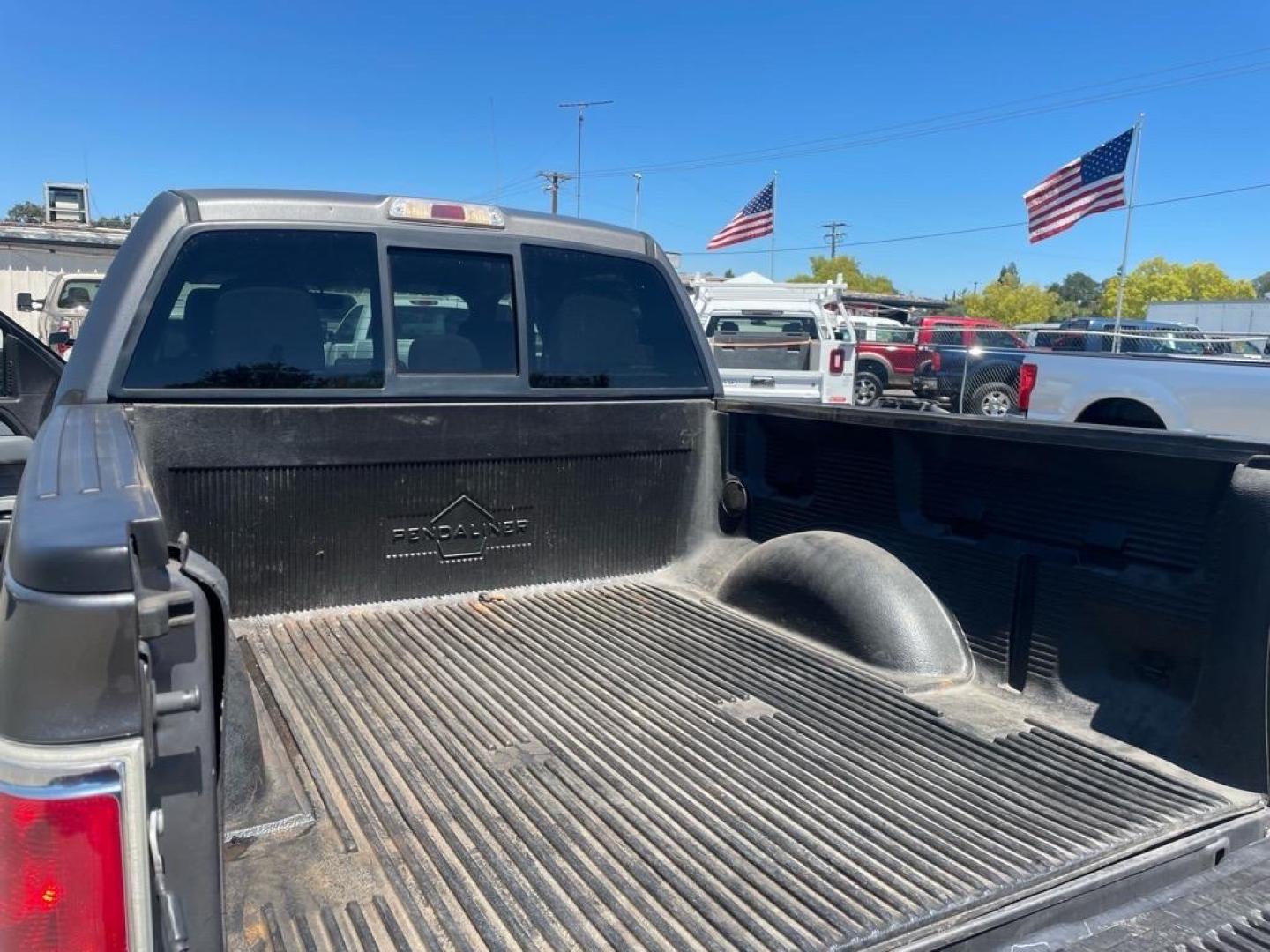 2013 Sterling Gray Metallic Ford F-150 XLT (1FTFW1ET6DK) with an 3.5L EcoBoost 3.5L Twin Turbo V6 365hp 420ft. lbs. Direct Injection engine, 6-Speed Automatic transmission, located at 800 Riverside Ave, Roseville, CA, 95678, 916-773-4549 & Toll Free: 866-719-4393, 38.732265, -121.291039 - 4X4 SUPERCREW XLT ECO BOOST LOW MILES SERVICE RECORDS - Photo#9