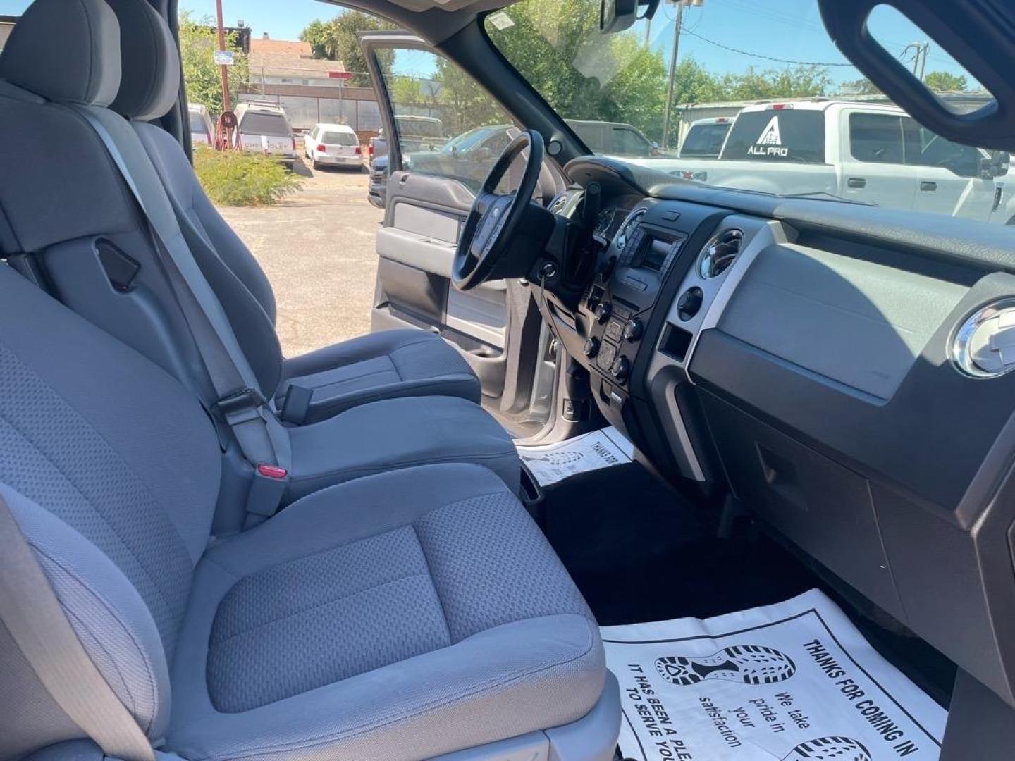 2013 Sterling Gray Metallic Ford F-150 XLT (1FTFW1ET6DK) with an 3.5L EcoBoost 3.5L Twin Turbo V6 365hp 420ft. lbs. Direct Injection engine, 6-Speed Automatic transmission, located at 800 Riverside Ave, Roseville, CA, 95678, 916-773-4549 & Toll Free: 866-719-4393, 38.732265, -121.291039 - 4X4 SUPERCREW XLT ECO BOOST LOW MILES SERVICE RECORDS - Photo#12