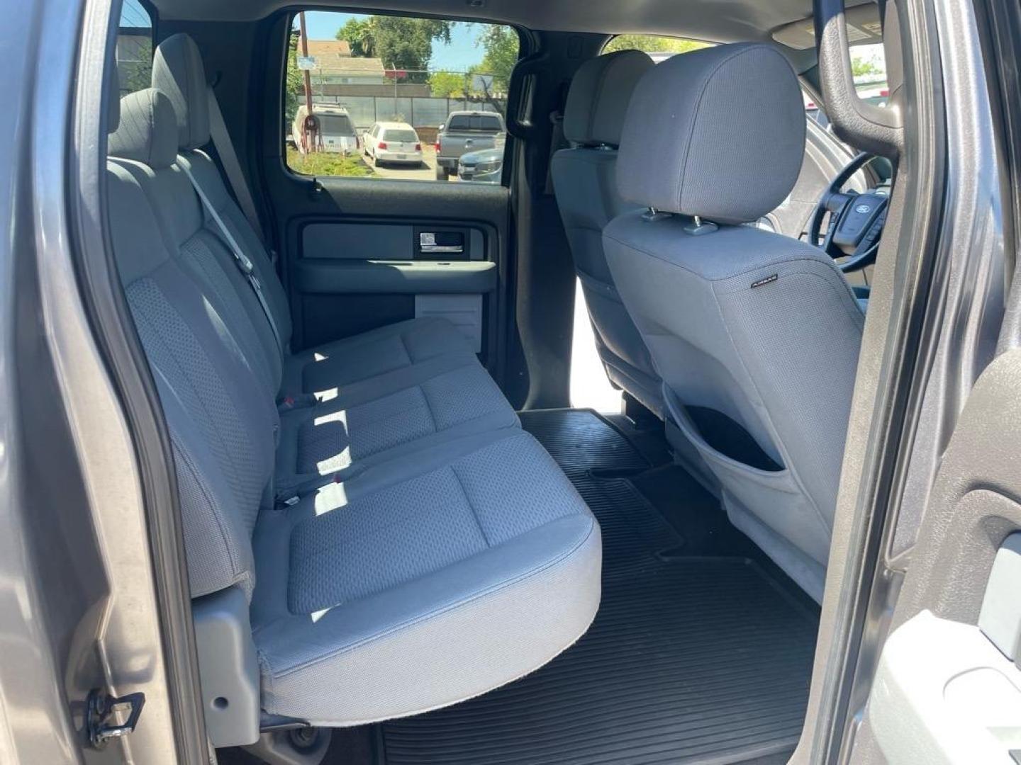 2013 Sterling Gray Metallic Ford F-150 XLT (1FTFW1ET6DK) with an 3.5L EcoBoost 3.5L Twin Turbo V6 365hp 420ft. lbs. Direct Injection engine, 6-Speed Automatic transmission, located at 800 Riverside Ave, Roseville, CA, 95678, 916-773-4549 & Toll Free: 866-719-4393, 38.732265, -121.291039 - 4X4 SUPERCREW XLT ECO BOOST LOW MILES SERVICE RECORDS - Photo#14