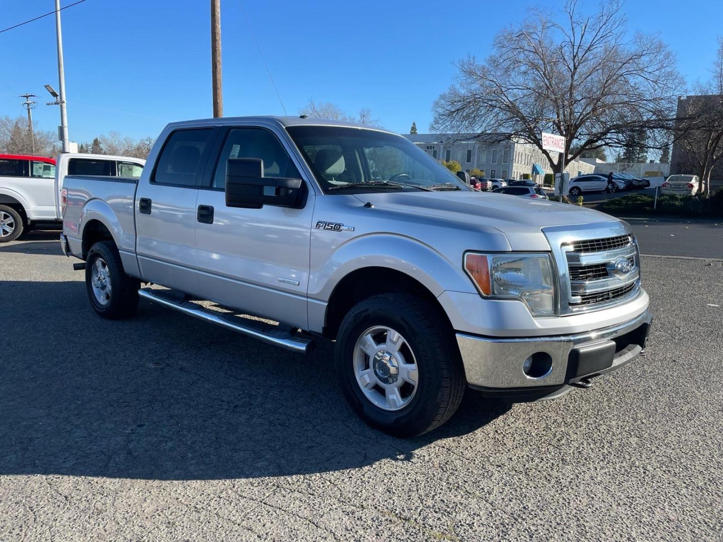 2013 Ingot Silver Metallic Ford F-150 XLT (1FTFW1ET3DF) with an 3.5L EcoBoost 3.5L Twin Turbo V6 365hp 420ft. lbs. Direct Injection engine, 6-Speed Automatic transmission, located at 800 Riverside Ave, Roseville, CA, 95678, 916-773-4549 & Toll Free: 866-719-4393, 38.732265, -121.291039 - 4X4 SUPERCREW XLT ONE OWNER SERVICE RECORDS - Photo#1