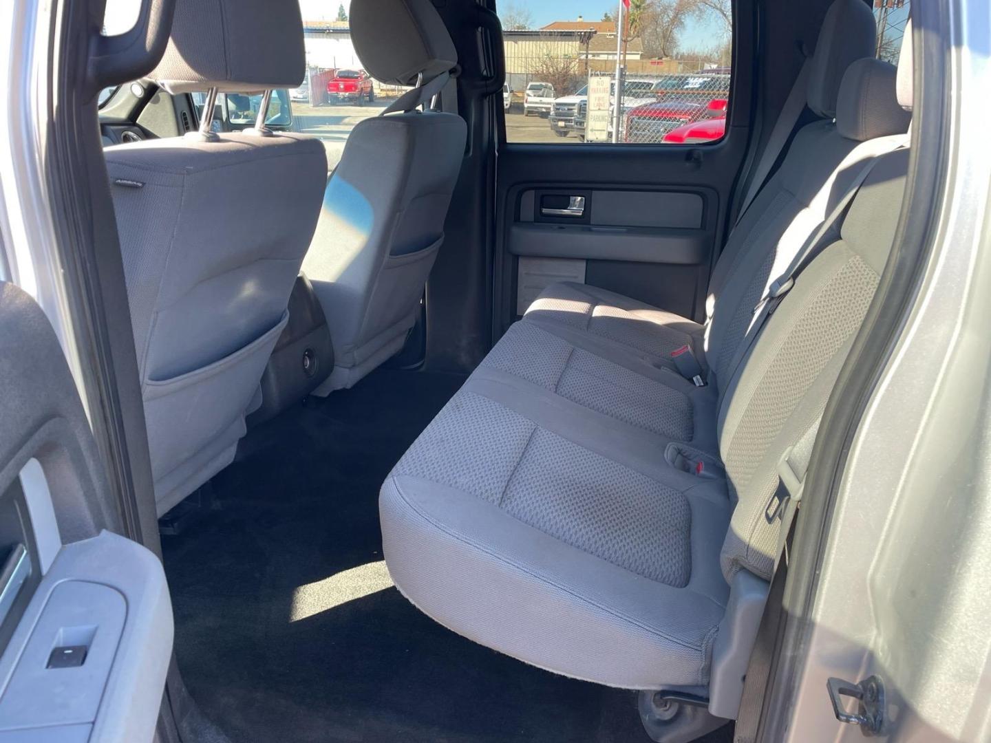 2013 Ingot Silver Metallic Ford F-150 XLT (1FTFW1ET3DF) with an 3.5L EcoBoost 3.5L Twin Turbo V6 365hp 420ft. lbs. Direct Injection engine, 6-Speed Automatic transmission, located at 800 Riverside Ave, Roseville, CA, 95678, 916-773-4549 & Toll Free: 866-719-4393, 38.732265, -121.291039 - 4X4 SUPERCREW XLT ONE OWNER SERVICE RECORDS - Photo#11