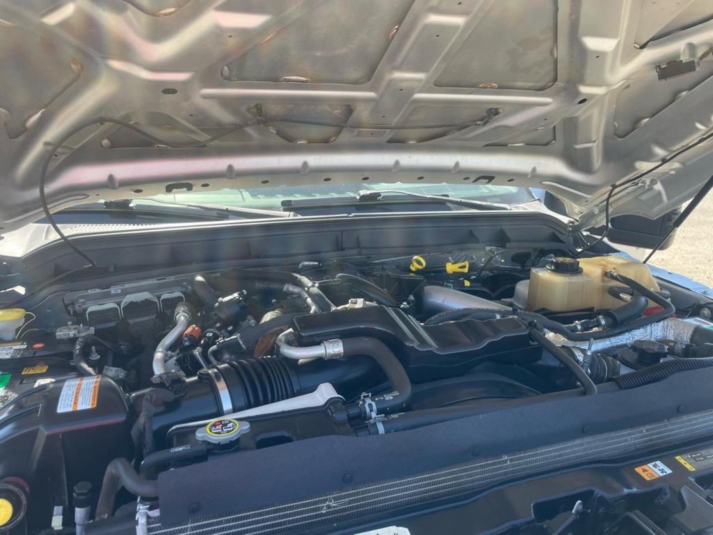 2013 Ingot Silver Metallic Ford F-250 Super Duty XL (1FT7X2BT6DE) with an 6.7L Power Stroke 6.7L Biodiesel Turbo V8 400hp 800ft. lbs. Common Rail Direct Injection engine, 6-Speed Shiftable Automatic transmission, located at 800 Riverside Ave, Roseville, CA, 95678, 916-773-4549 & Toll Free: 866-719-4393, 38.732265, -121.291039 - SUPER CAB DIESEL CLEAN CARFAX - Photo#14