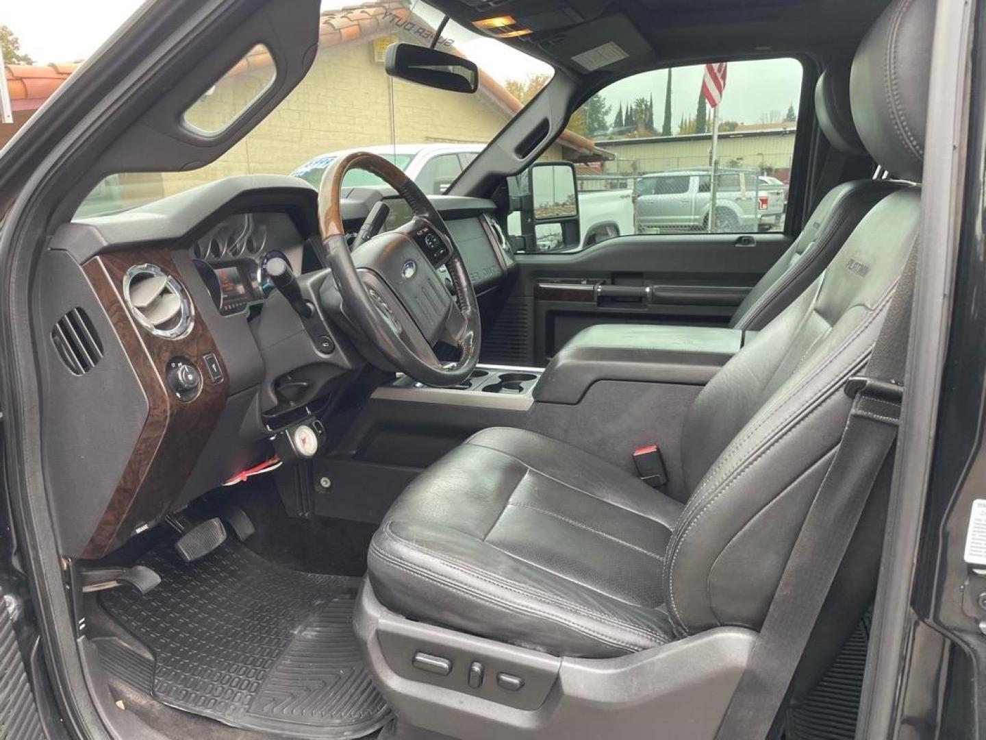 2013 Tuxedo Black Metallic Ford F-350 Super Duty Platinum (1FT8W3BT9DE) with an 6.7L Power Stroke 6.7L Biodiesel Turbo V8 400hp 800ft. lbs. Common Rail Direct Injection engine, 6-Speed Shiftable Automatic transmission, located at 800 Riverside Ave, Roseville, CA, 95678, 916-773-4549 & Toll Free: 866-719-4393, 38.732265, -121.291039 - Photo#7