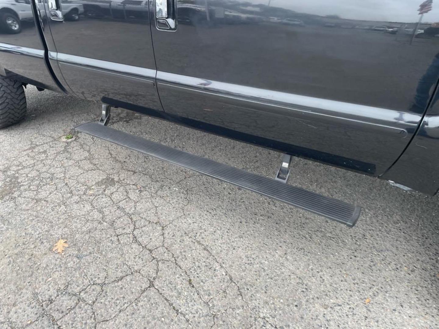 2013 Tuxedo Black Metallic Ford F-350 Super Duty Platinum (1FT8W3BT9DE) with an 6.7L Power Stroke 6.7L Biodiesel Turbo V8 400hp 800ft. lbs. Common Rail Direct Injection engine, 6-Speed Shiftable Automatic transmission, located at 800 Riverside Ave, Roseville, CA, 95678, 916-773-4549 & Toll Free: 866-719-4393, 38.732265, -121.291039 - Photo#13