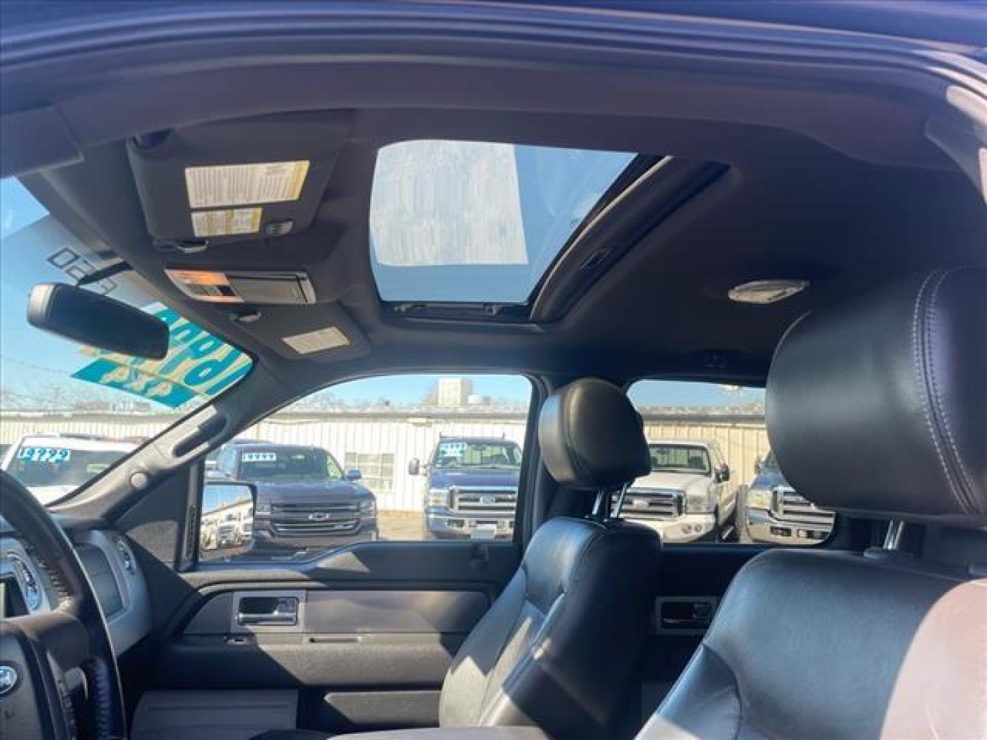 2013 Tuxedo Black Metallic Ford F-150 FX4 (1FTFW1EF3DK) with an 5.0L 5.0L Flex Fuel V8 360hp 380ft. lbs. Sequential Multiport Fuel Injection engine, 6-Speed Shiftable Automatic transmission, located at 800 Riverside Ave, Roseville, CA, 95678, 916-773-4549 & Toll Free: 866-719-4393, 38.732265, -121.291039 - 4X4 SUPERCREW FX4 5.0 V8 MOON ROOF CLEAN CARFAX - Photo#12