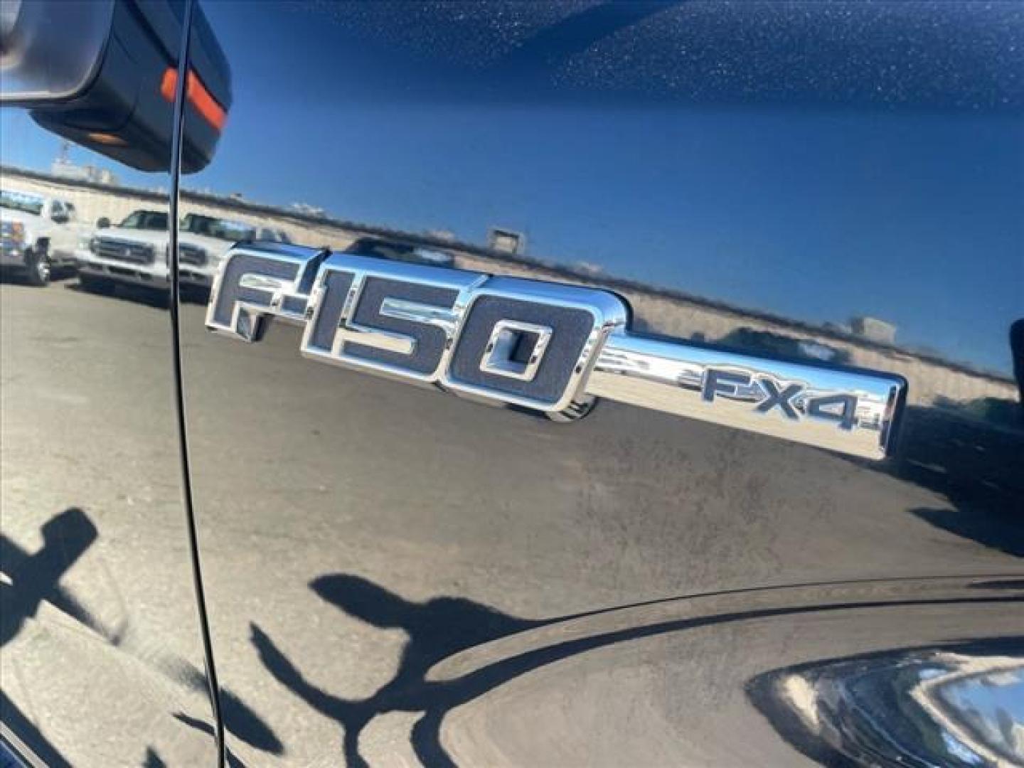 2013 Tuxedo Black Metallic Ford F-150 FX4 (1FTFW1EF3DK) with an 5.0L 5.0L Flex Fuel V8 360hp 380ft. lbs. Sequential Multiport Fuel Injection engine, 6-Speed Shiftable Automatic transmission, located at 800 Riverside Ave, Roseville, CA, 95678, 916-773-4549 & Toll Free: 866-719-4393, 38.732265, -121.291039 - 4X4 SUPERCREW FX4 5.0 V8 MOON ROOF CLEAN CARFAX - Photo#2
