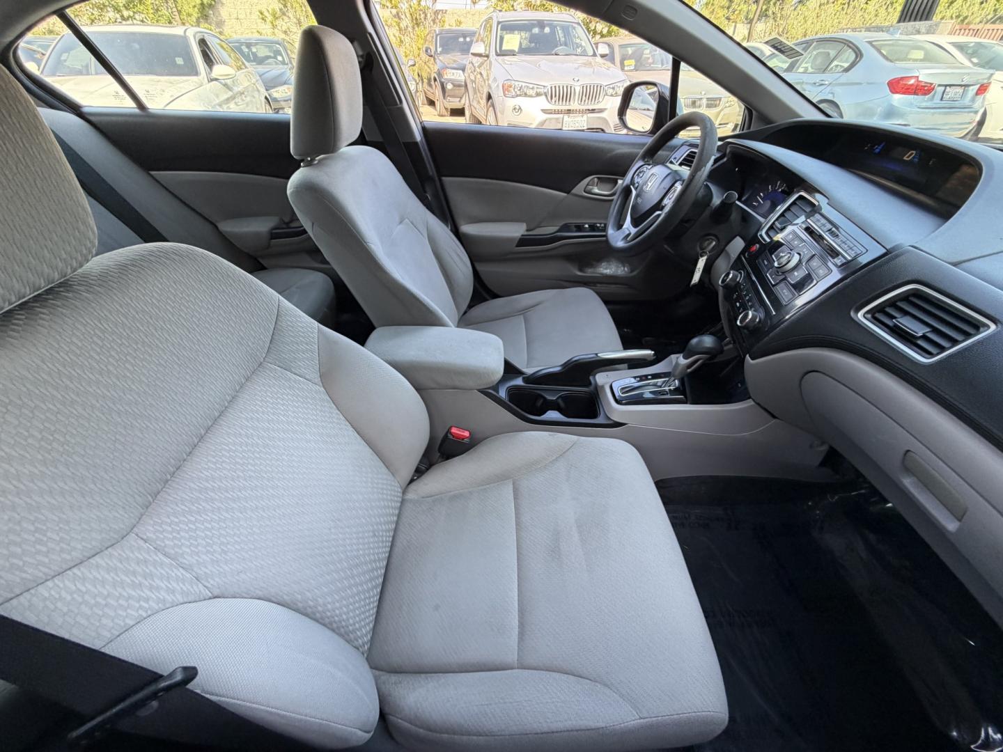 2013 Black /Grey Honda Civic LX Sedan 5-Speed AT (19XFB2F53DE) with an 1.8L L4 SOHC 16V engine, 5-Speed Automatic transmission, located at 30 S. Berkeley Avenue, Pasadena, CA, 91107, (626) 248-7567, 34.145447, -118.109398 - 2013 Honda Civic LX Sedan for Sale in Pasadena, California – Easy Financing Available Looking for a reliable used Honda Civic for sale in Pasadena, California? This 2013 Honda Civic LX Sedan offers the perfect combination of fuel economy, reliability, affordability, and Honda's legendary reputa - Photo#10